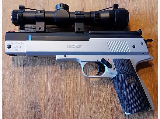 Pistola ad aria Weihrauch HW45 con ottica 2x20 e molti accessori Acquisto 11/2024