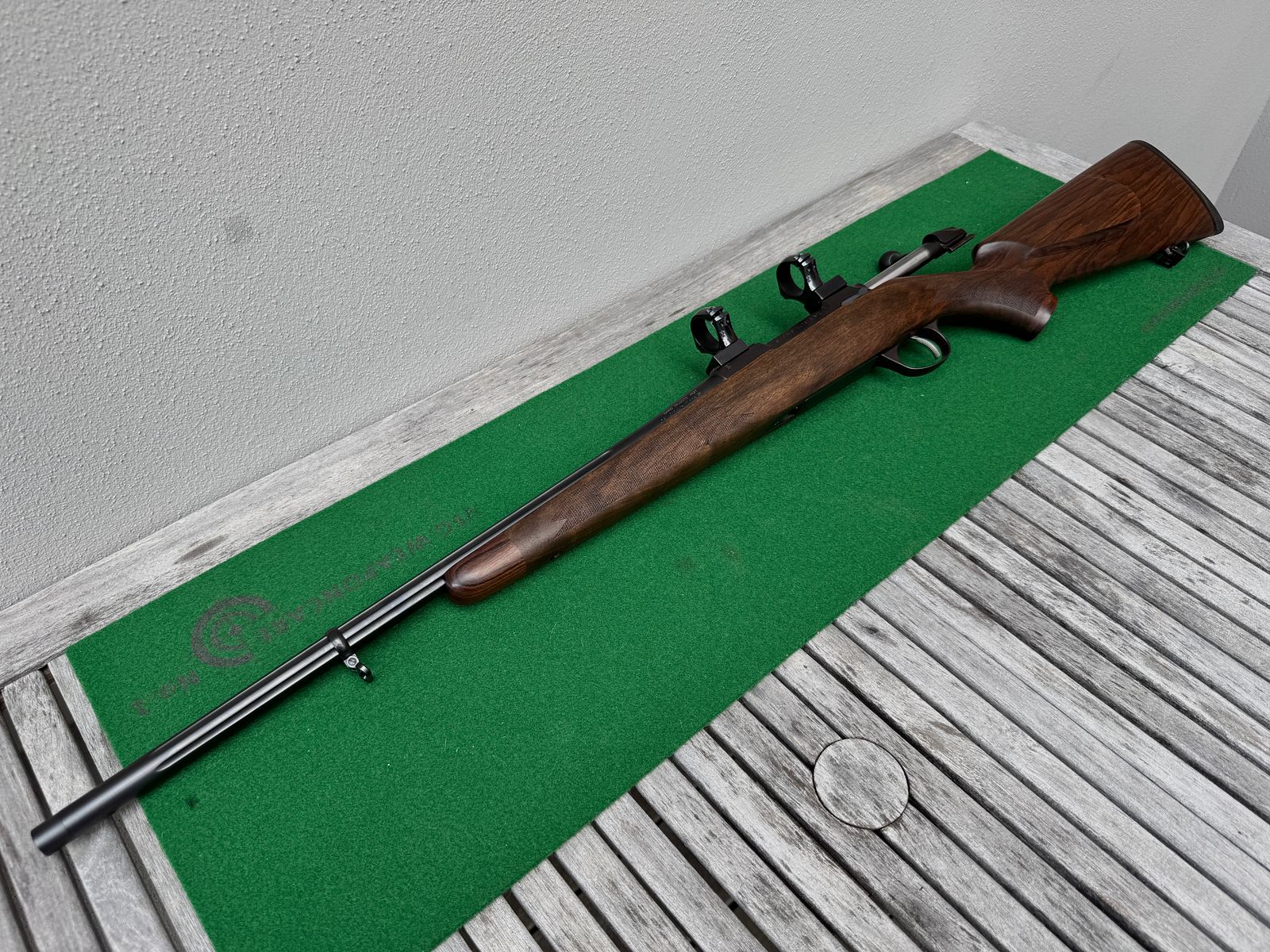 Sako 85 Grizzly 308 Win acanalado hermosa culata de madera