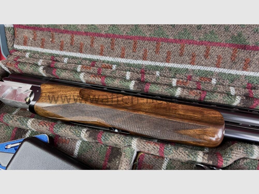 Perazzi	 MX8, Holzklasse 12