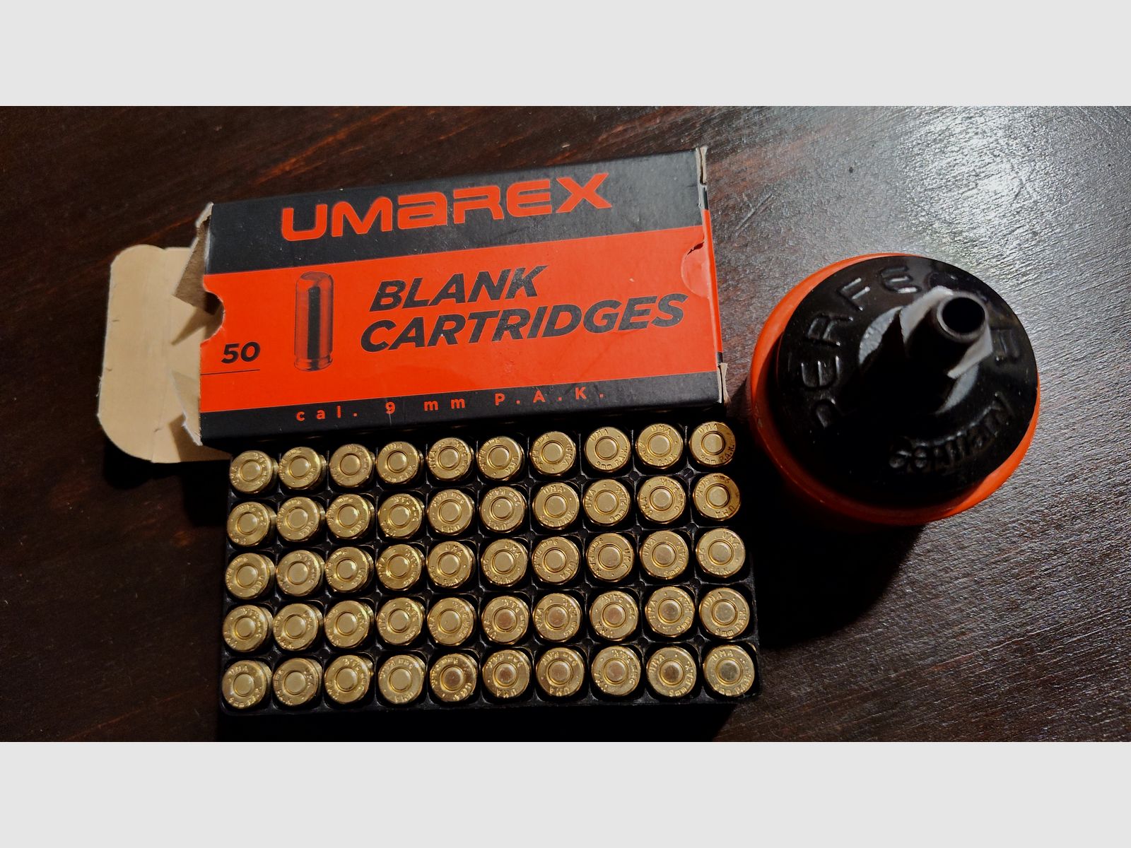 Umarex blank cartridges brass casing 9mm P.A.K. 50 pieces + launch cup for 4 pyro blank cartridges