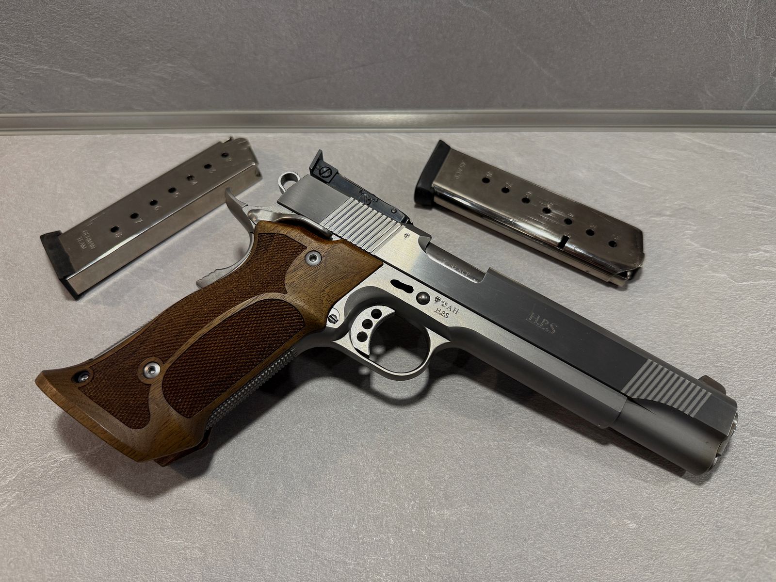 1911 HPS Ziel 6 " Exclusiv  45 Auto / 45 ACP  Aristokrat Visier, Nill Master usw.