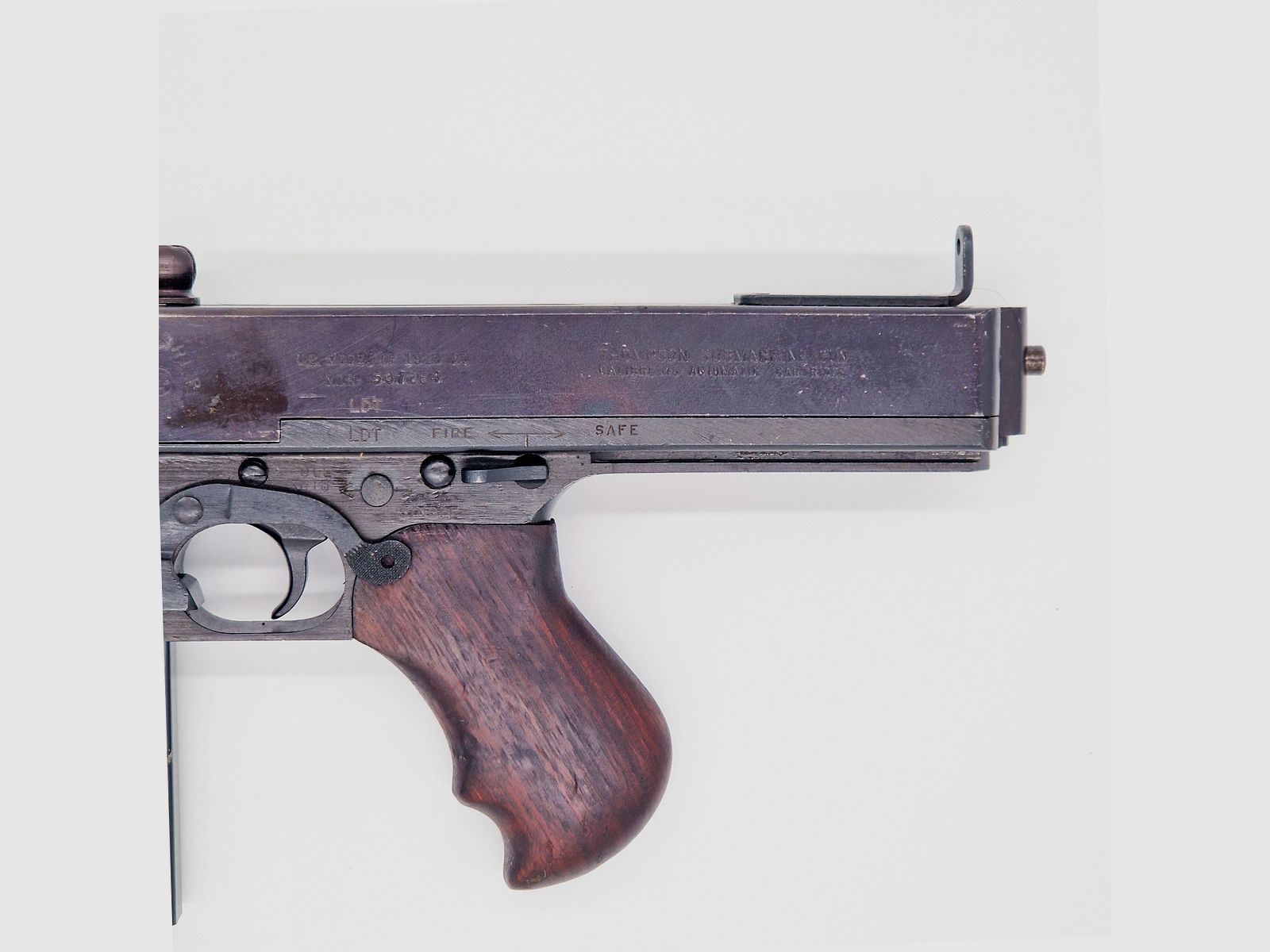 Półautomatyczna karabina - LuxDefTec 1928A1 Thompson - .45Auto - STAN ORYGINALNY