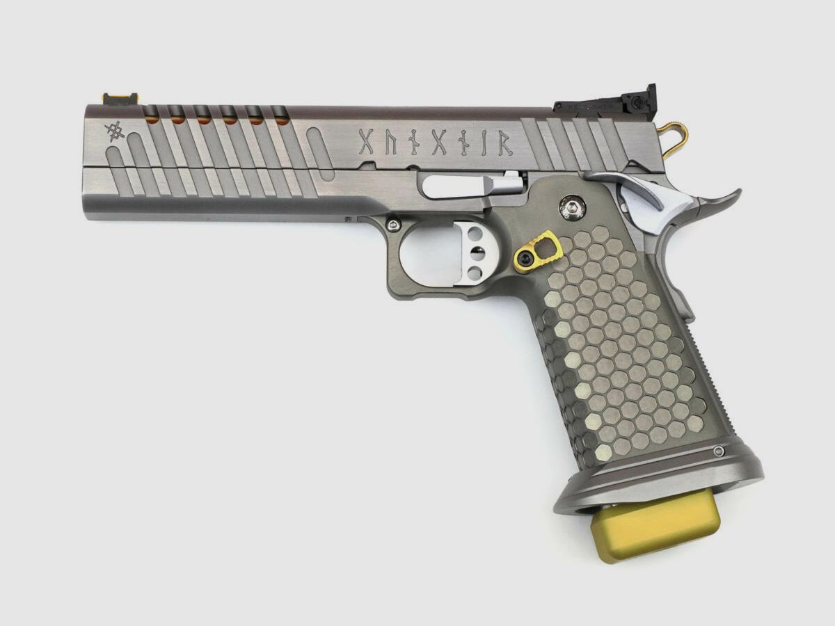 STP 2011 Gungnir – AWM Sondermodell, Bild 1 von 8