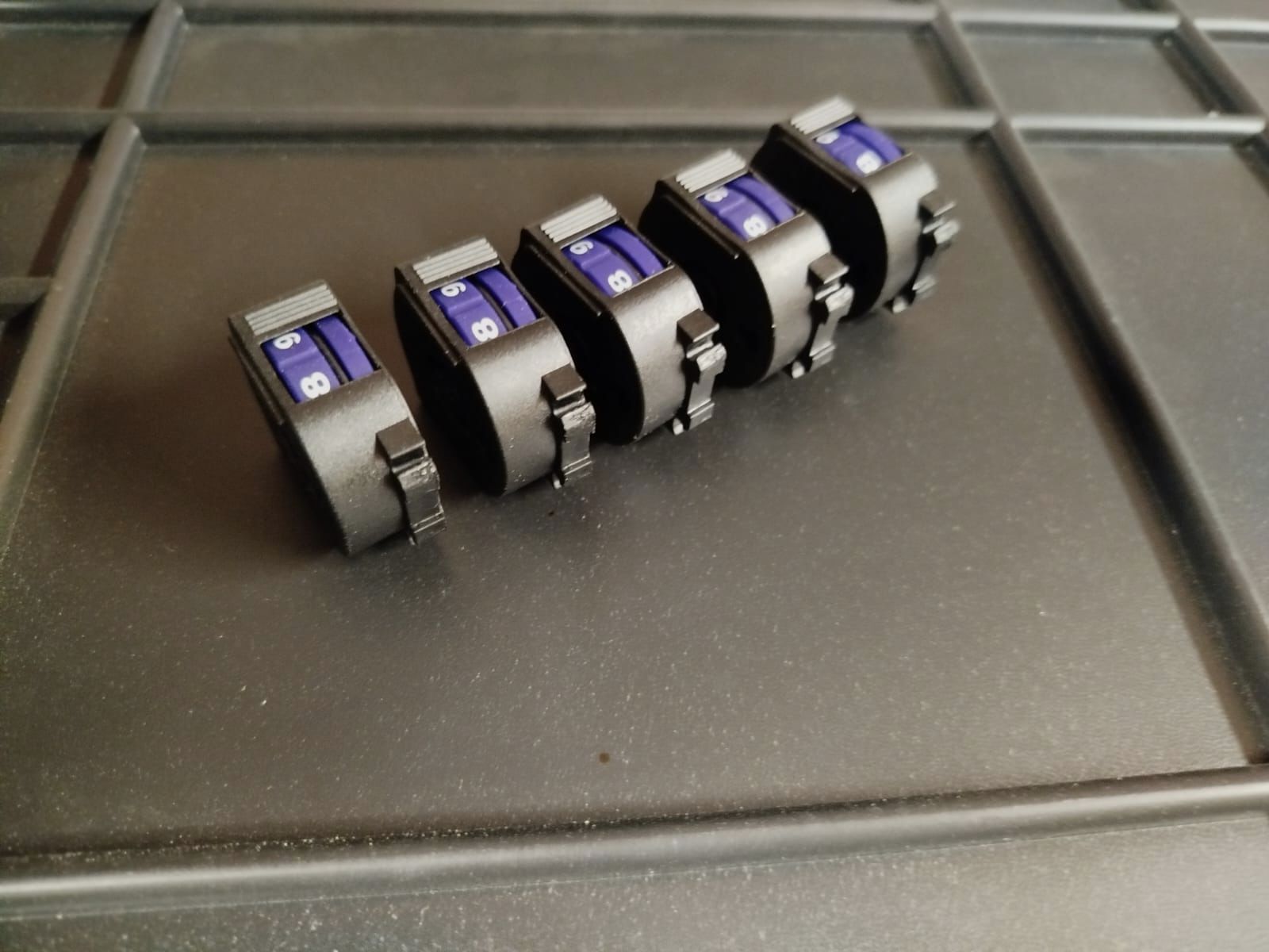 5 Stück Gamo Ersatzmagazine Quick Shot Gen.1 & Arrow Kal. 4,5 mm Diabolo 10 Schuss