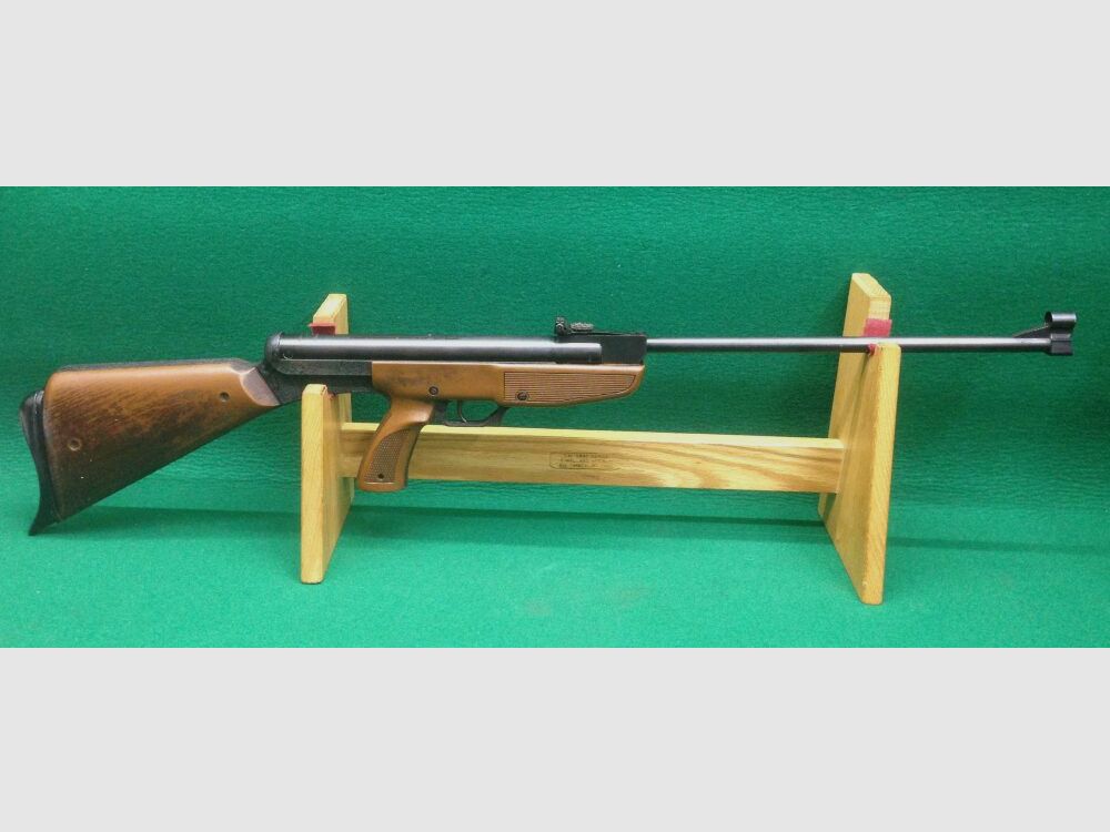 GAMO	 Luftgewehr Modell "GAMO-68"