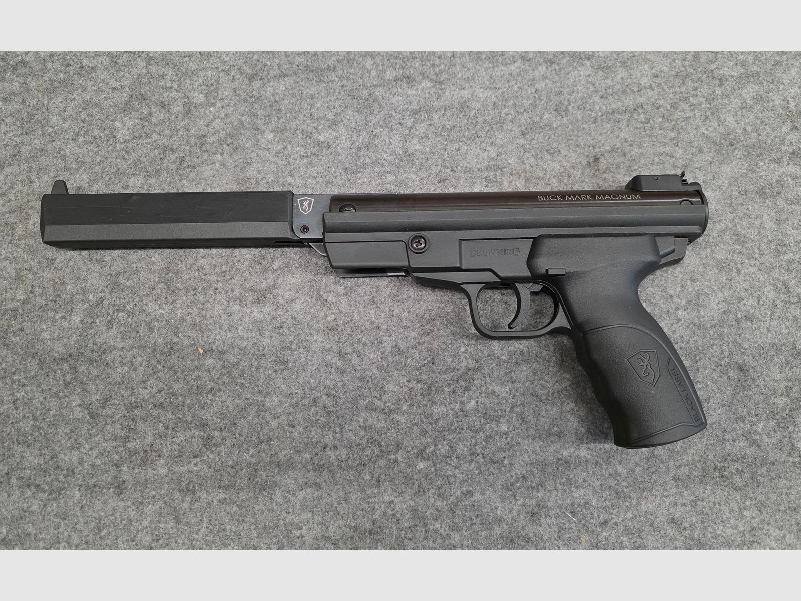 Browning Buck Mark Magnum Knicker Pistole Kal. 5,5mm Diabolo