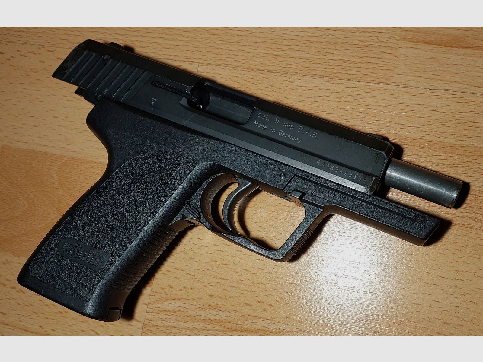 Röhm RG 96 blank firing pistol blued (PTB 699)