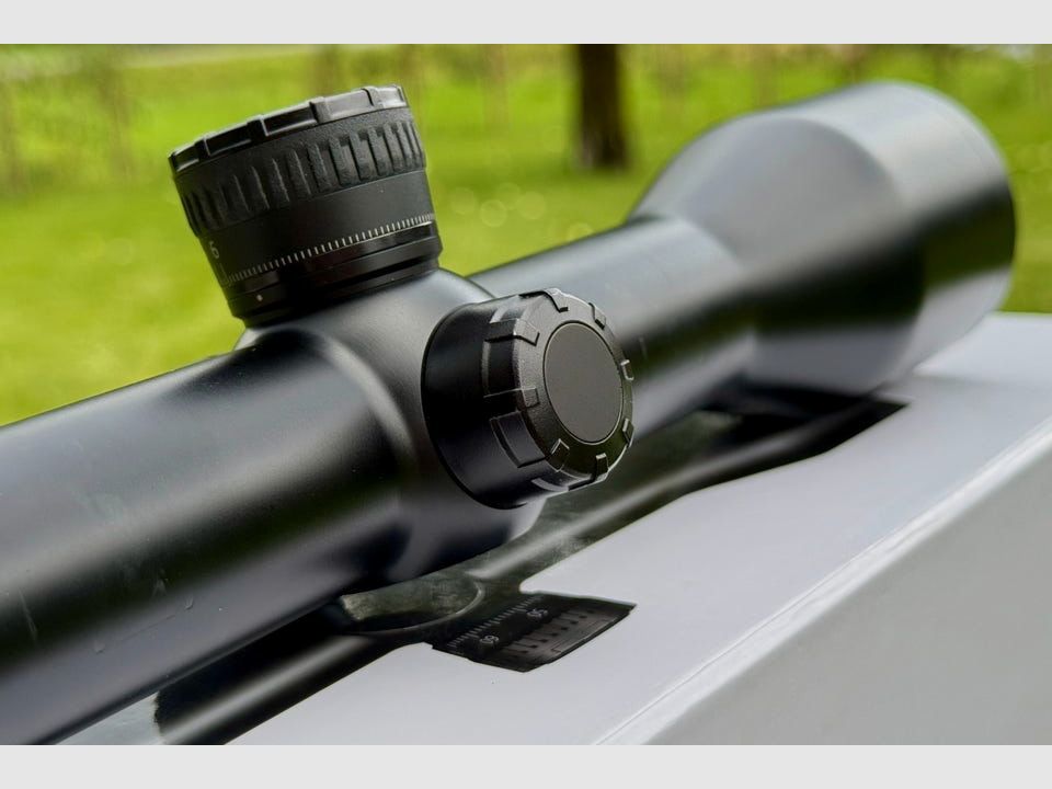 Telescopio Zeiss Victory V8 2.8-20x56