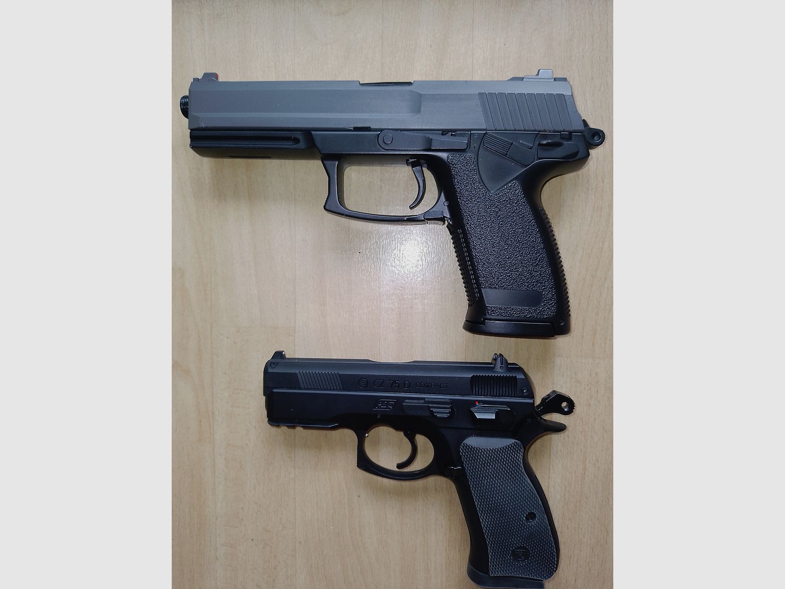 CZ 75 D Compact & DL 60 Socom 