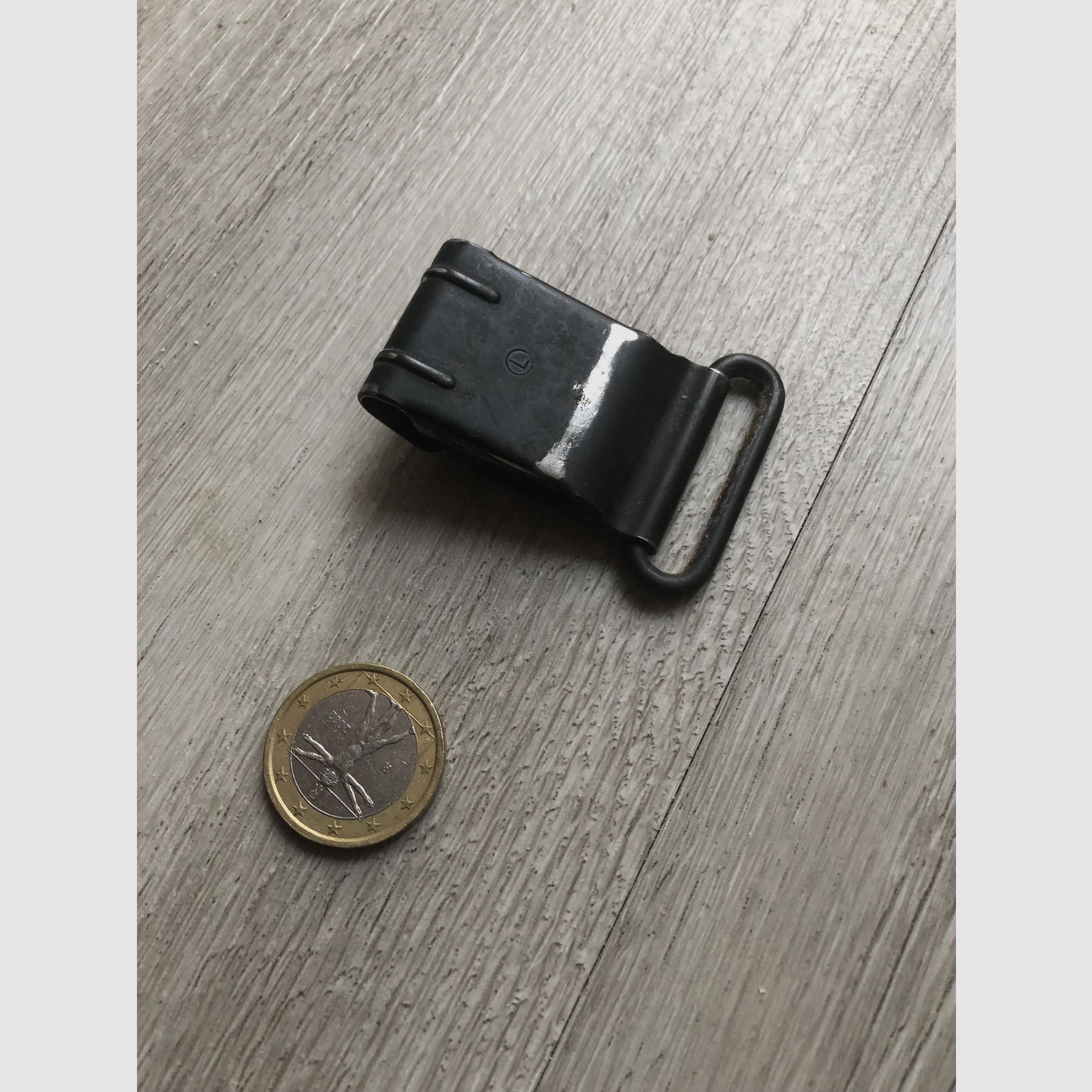 Haken für Gewehrriemen