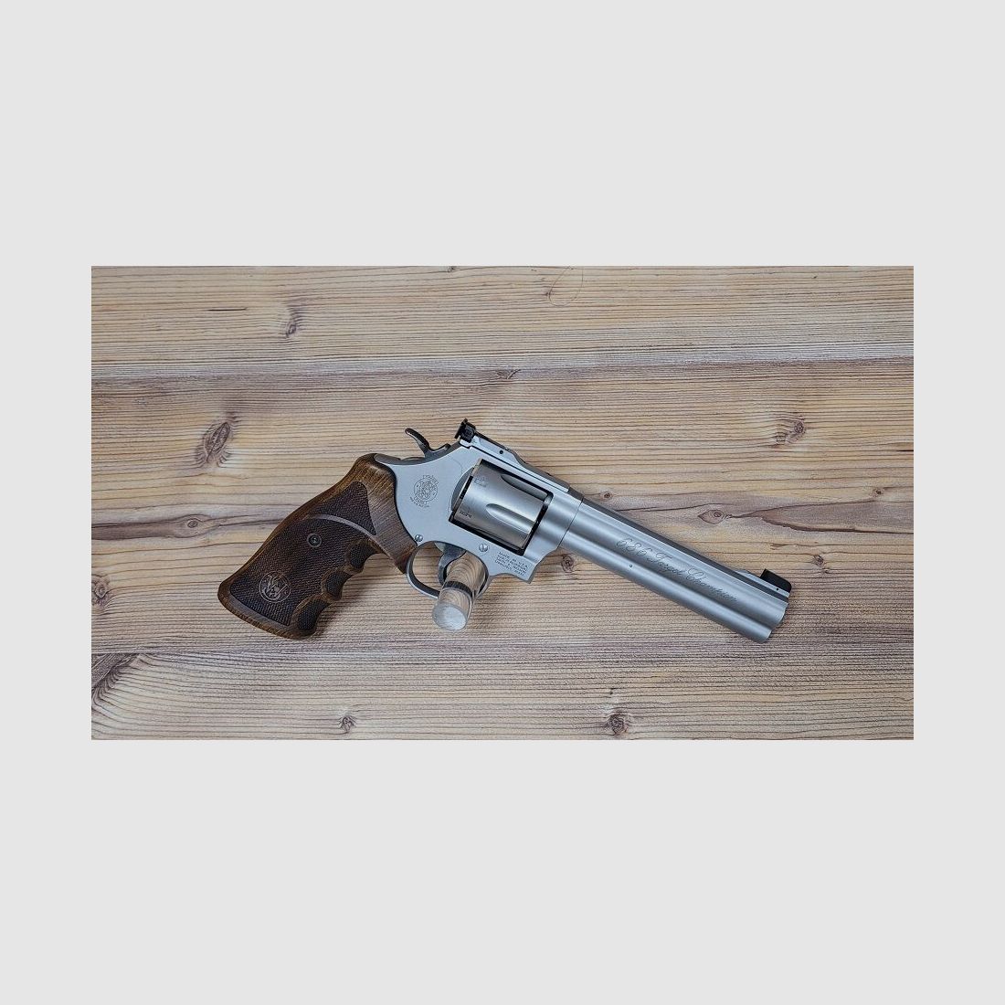 Smith & Wesson 686 Target Champion 6" - stainless matt