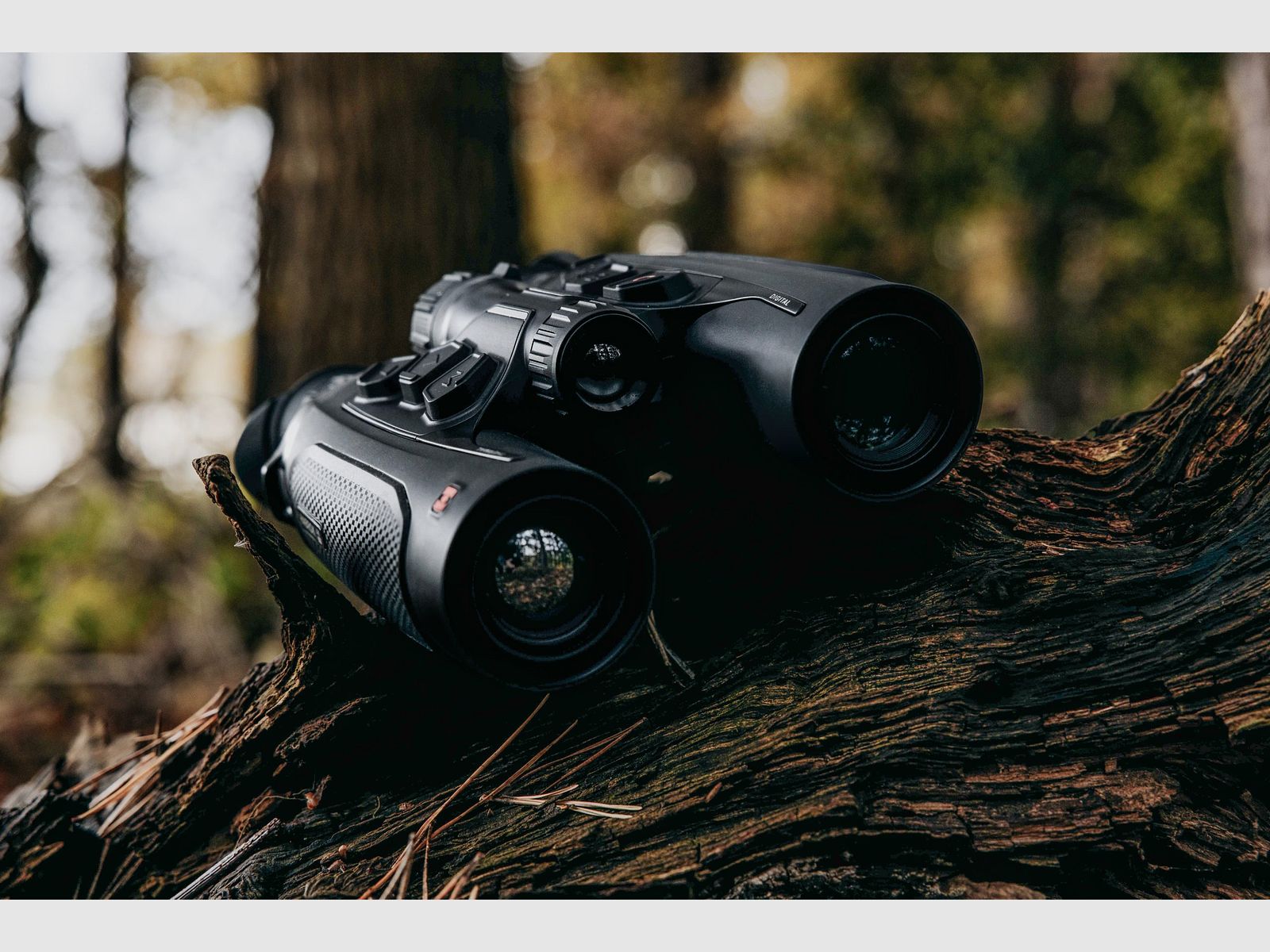 Multispektrale Wärmebildferngläser mit Entfernungsmesser + IR 850 940 nm Hikmicro Habrok 4K HE25L 2.0, Bild 8 von 8
