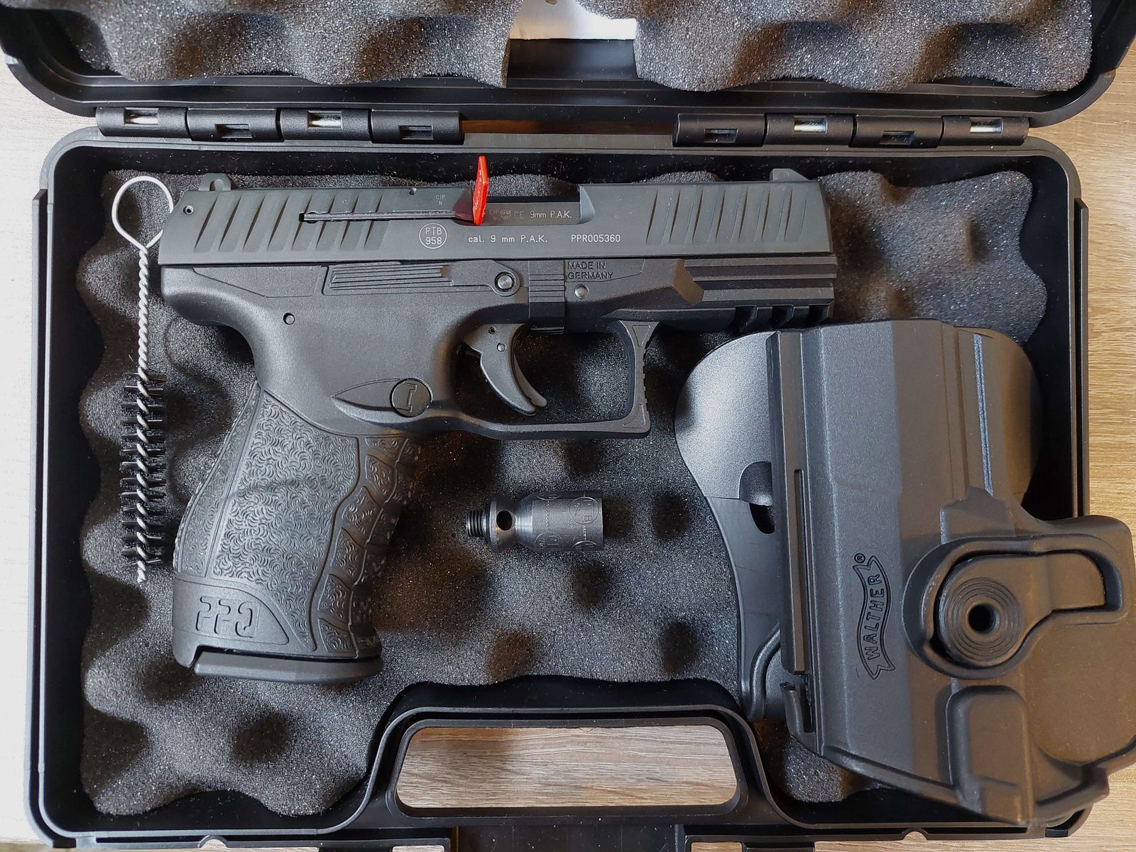 Walther PPQ M2 | 9 mm P.A.K. (+ Walther Holster)
