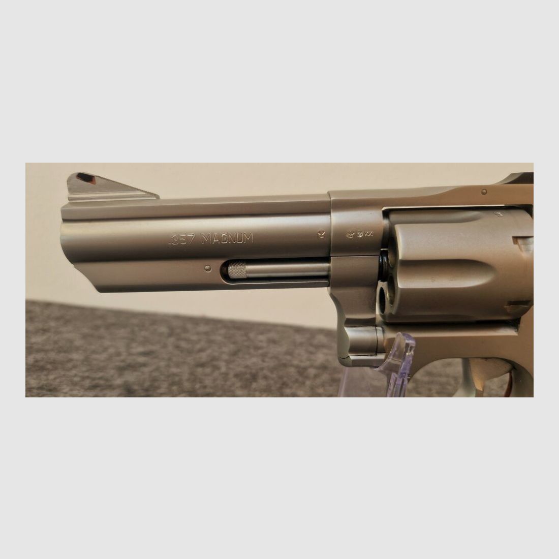 Taurus	 Revolver 669 Service - .357 Mag.