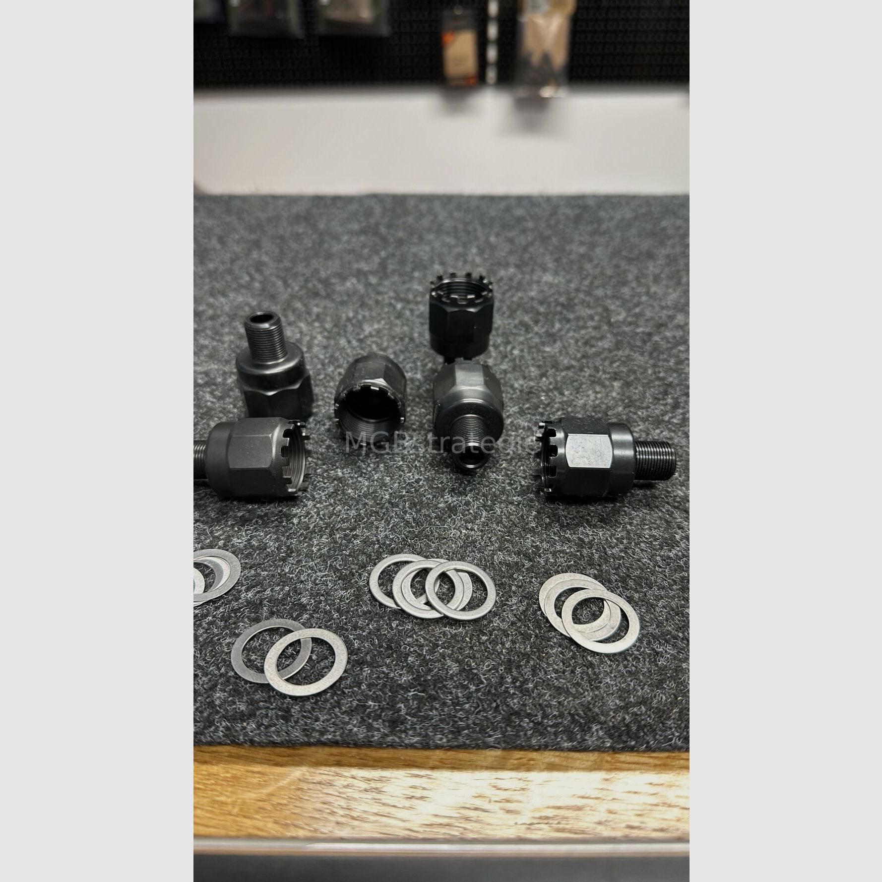 Gewindeadapter M24x1,5 RH auf M14x1 LH passend für AK74 oder Saiga Gewindeadapter M24x1,5 rechts auf M14x1 links gefertigt aus 42CrMo4 und nitriert auch ggf. passend für Arsenal Saiga MK AK74 AK74M AK100 Serie