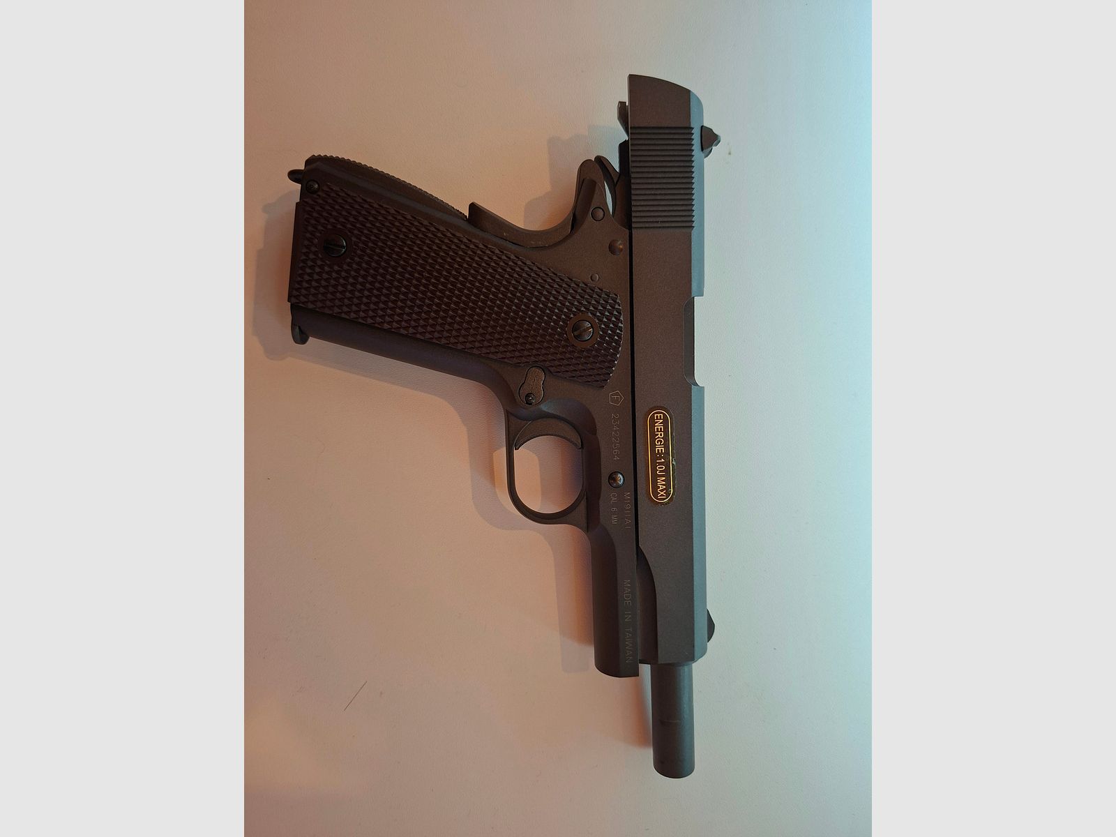 KWC Colt 1911 CO2 Blowback Parkerized 6mm, Bild 3 von 6