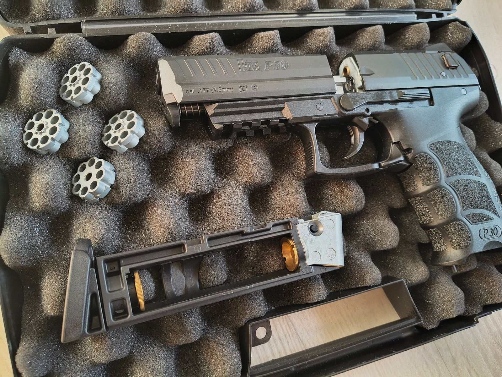 Heckler und Koch P30 CO2 4.5mm Diabolo