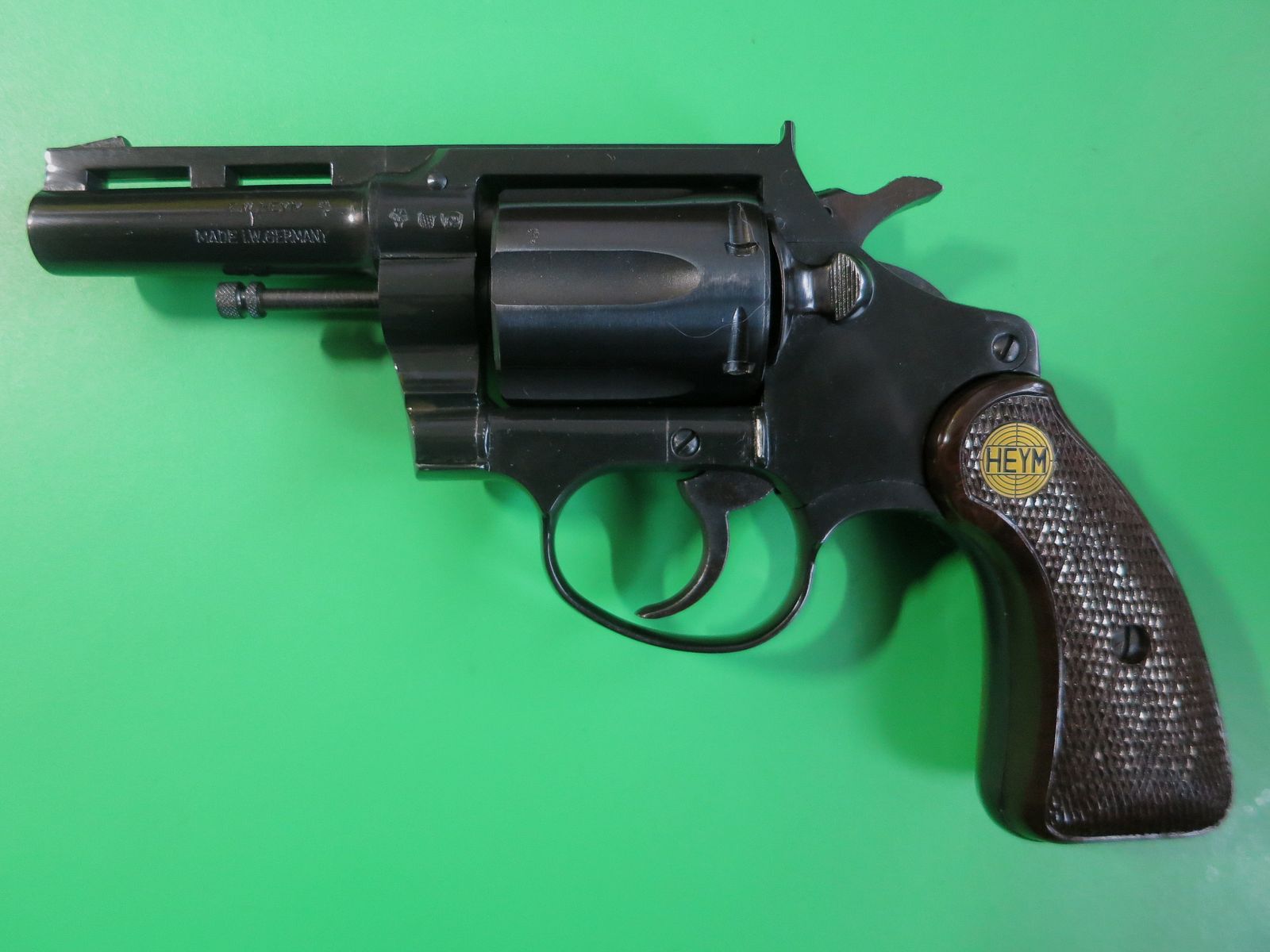 Revolver Heym Model Detective, caliber 22 Magnum, .22 WinMag, falling game revolver, like new #73