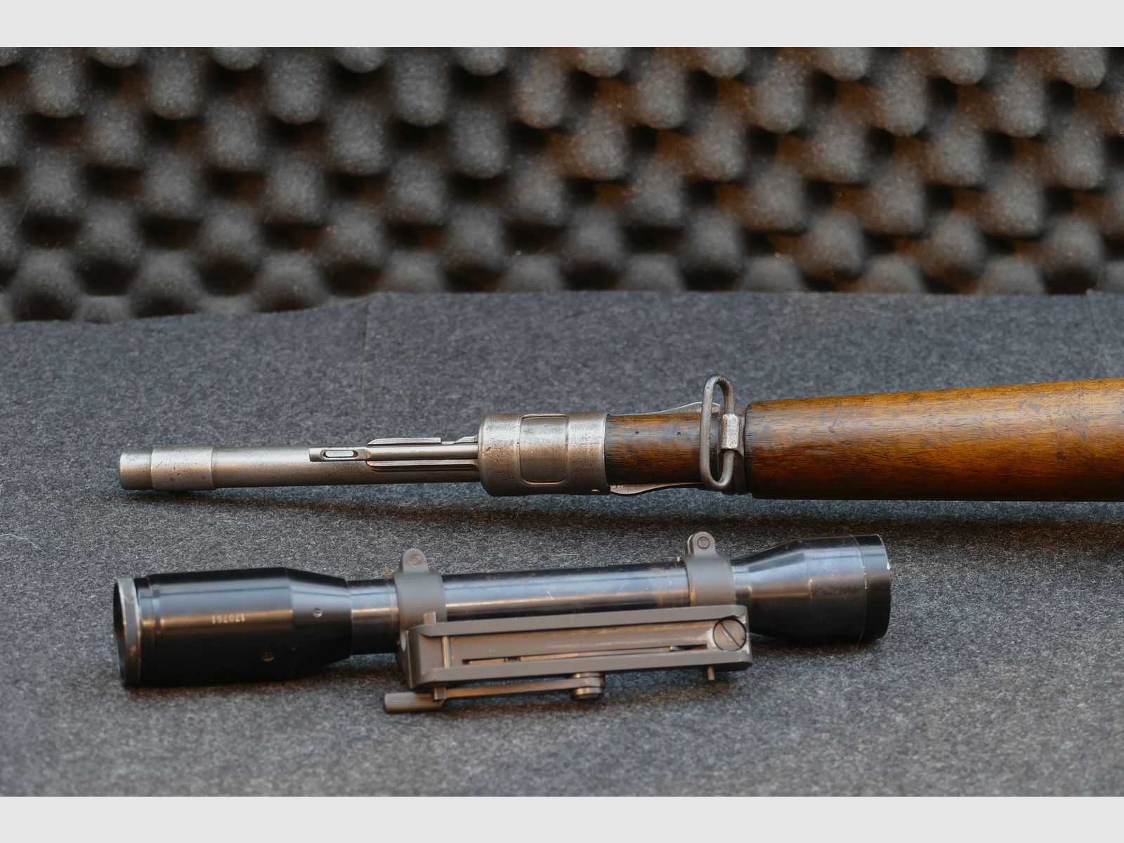 Kurzkarabiner Kurzgewehr „Kolumbien“ — FN-Typ, .30-06 Springfield, mit Seitenmontage