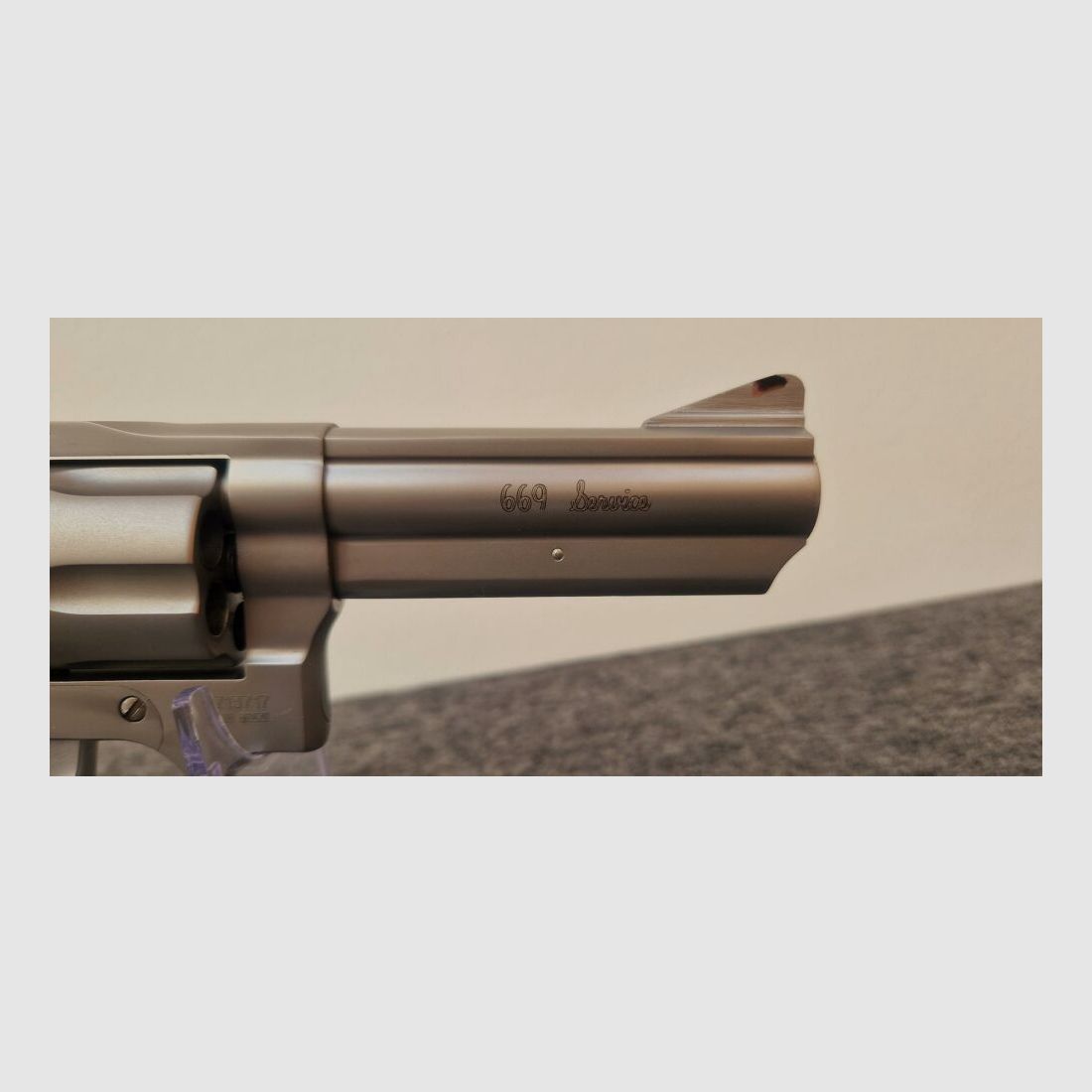 Taurus	 Revolver 669 Service - .357 Mag.