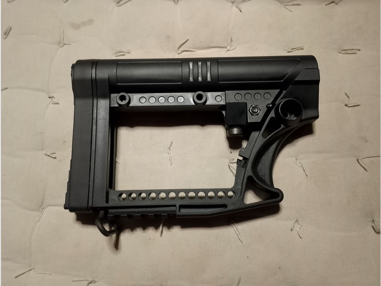 Schulterstütze Schaft AR-15 System Schubschaft verstellbar Schulterstütze Picantinny Schiene inbusschlüssel integriert 