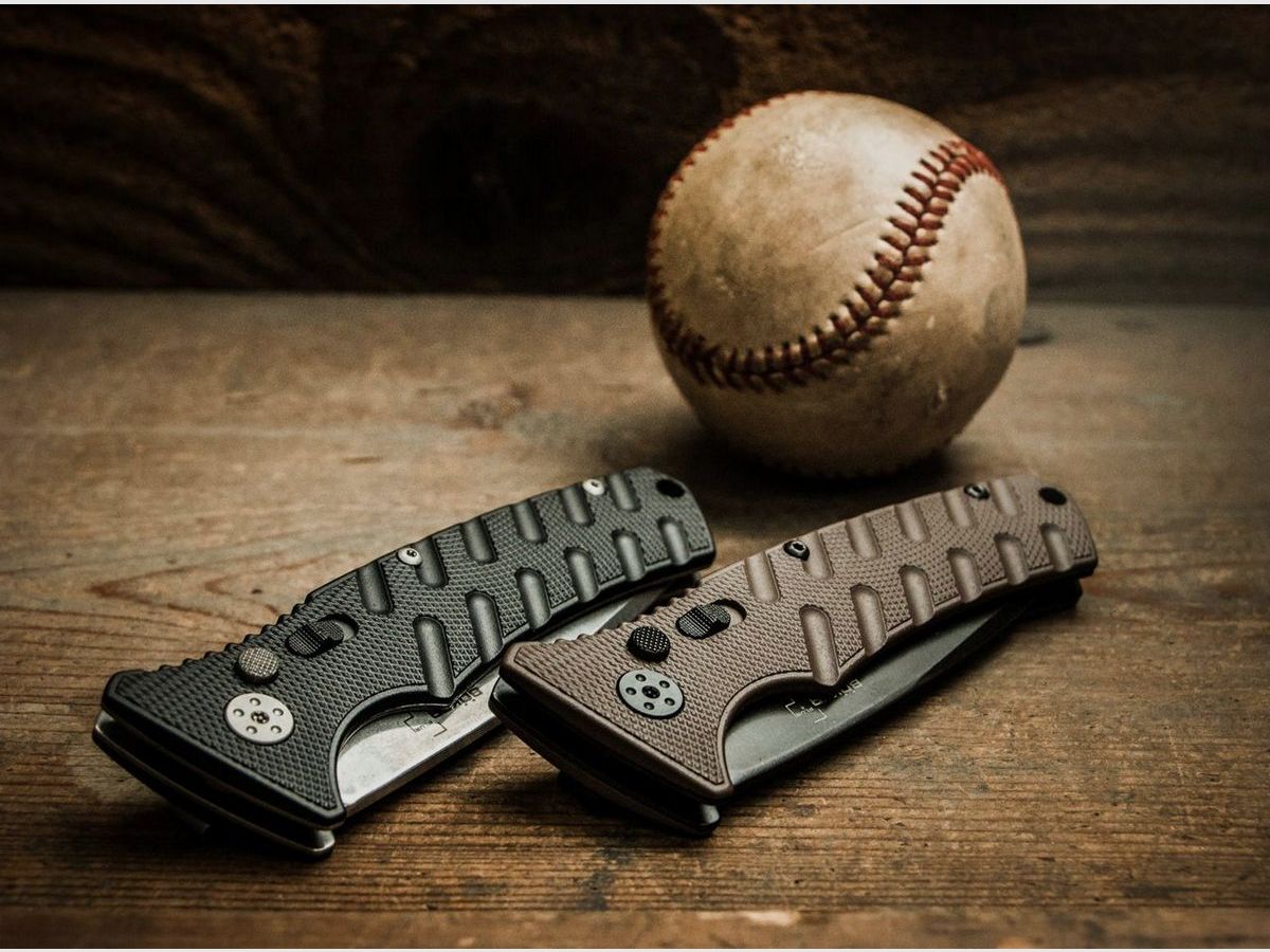 Böker Plus Strike Droppoint Coyote coltello automatico da tasca, immagine 6 di 6