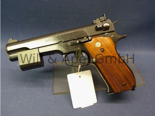 SMITH & WESSON M52-1