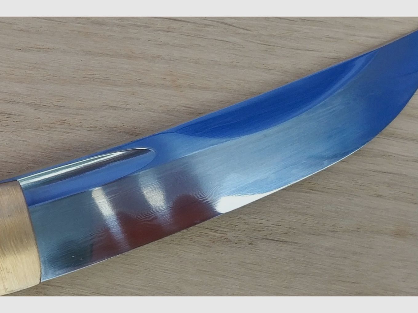 handpolierter Sanmai Tanto mit Heft und Scheide aus Ebenholz