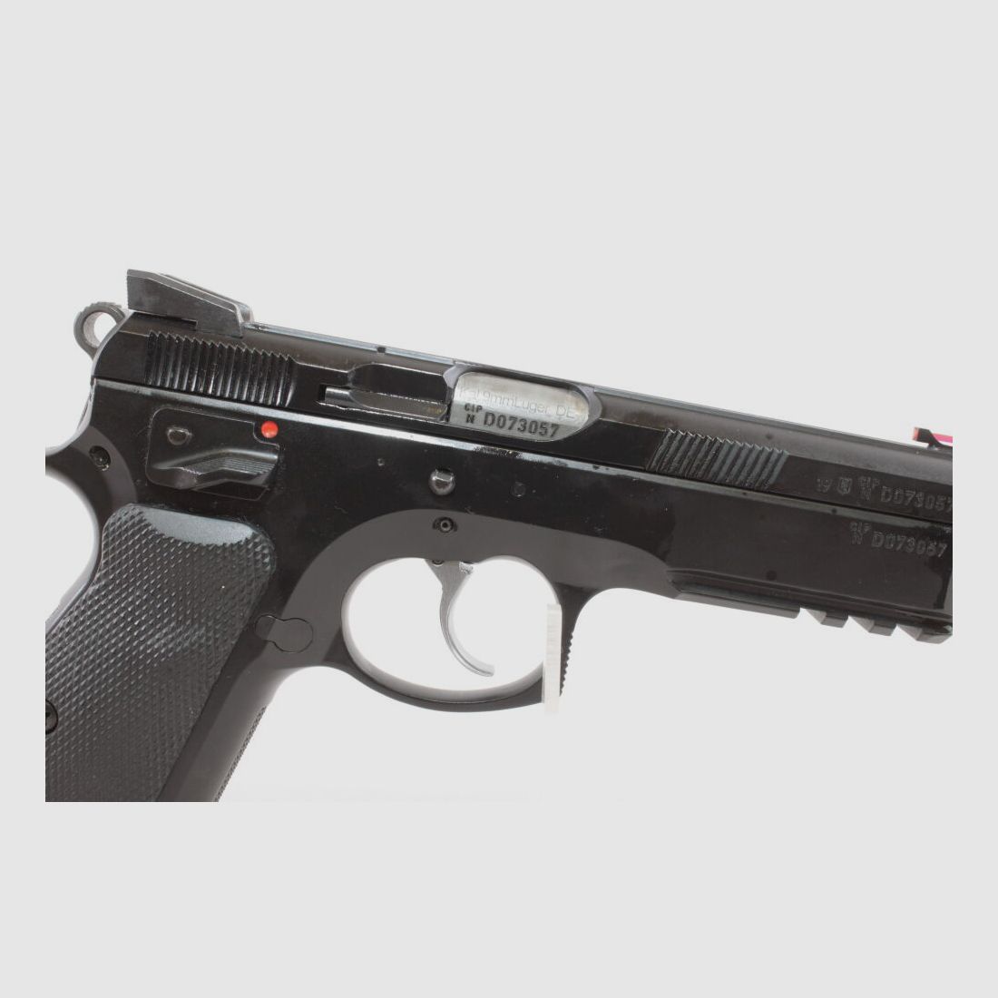 Czeska Zbrojovka CZ75 Shadow 1 pistolet półautomatyczny, zdjęcie 7 z 10
