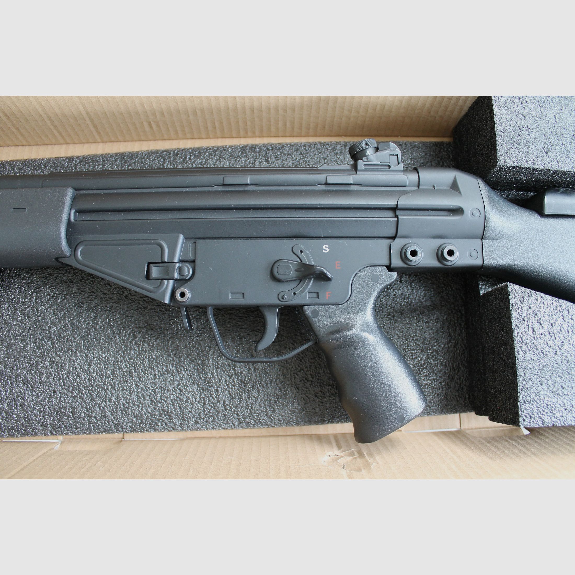 Classic Army G3 SG1 Vollmetall S-AEG 6mm Airsoft