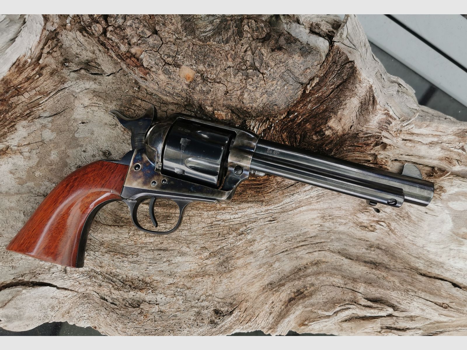 Colt SAA Mod 1873 Pat: 1871-1872 PTB 838 cal. 9 mm R. Knall/Platz Hege Uberti Single Action Army Stahl