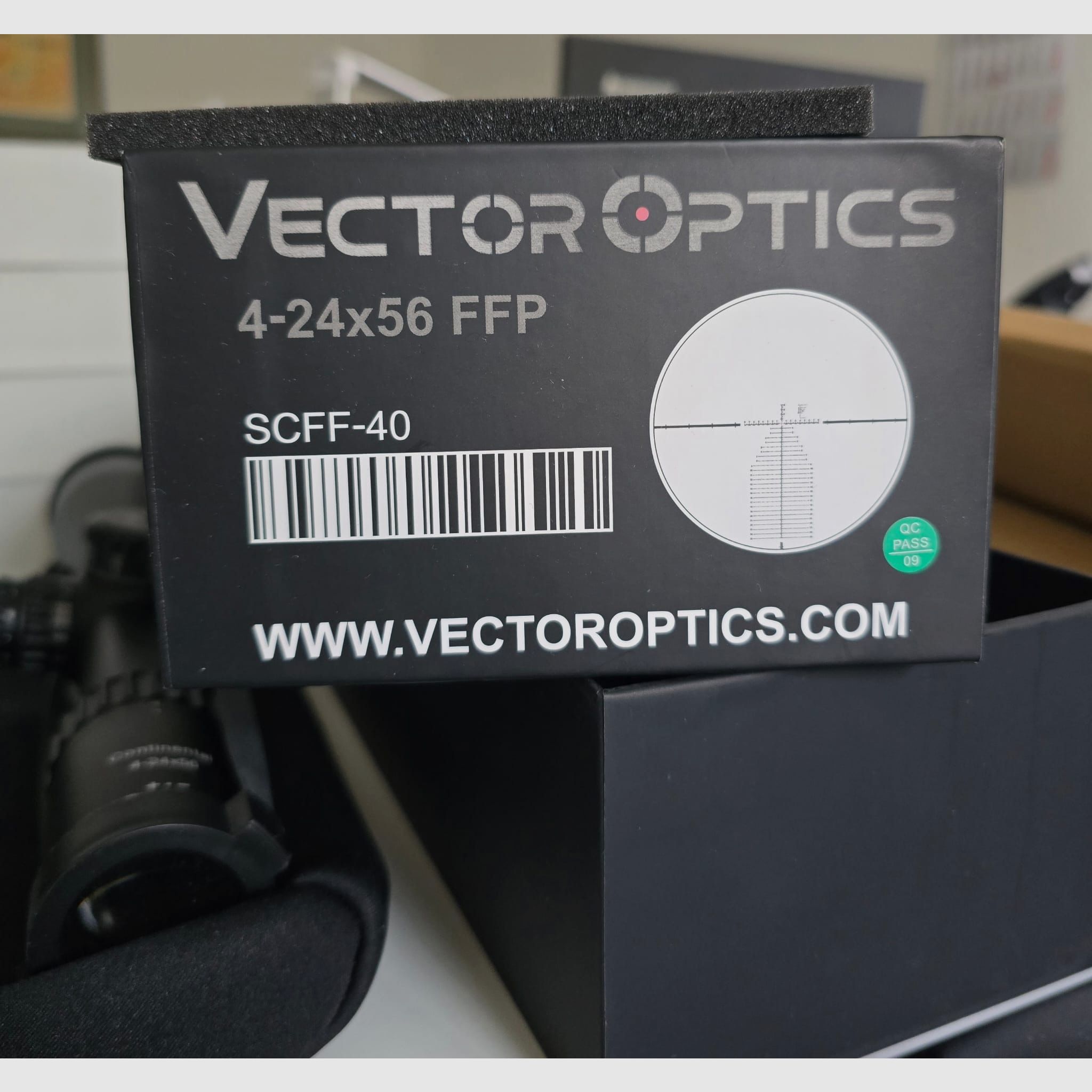 Vector Optics Continental X6 4-24x56FFP SCFF-40