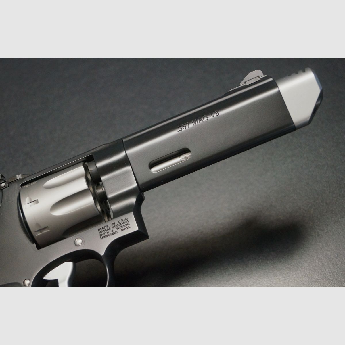 Smith & Wesson Performance Center Mod.627, Bild 2 von 5