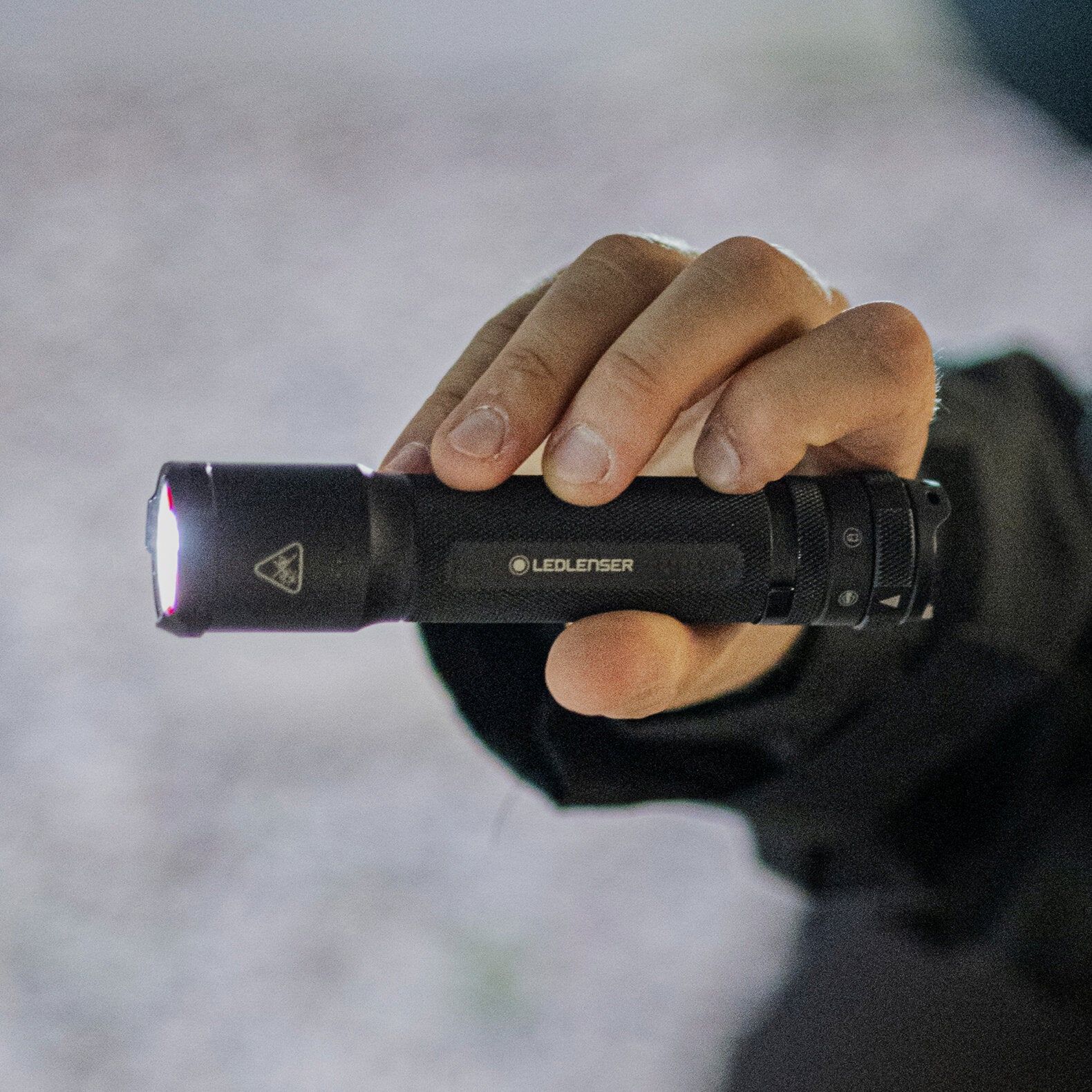Linterna Ledlenser TAC7R, imagen 2 de 10