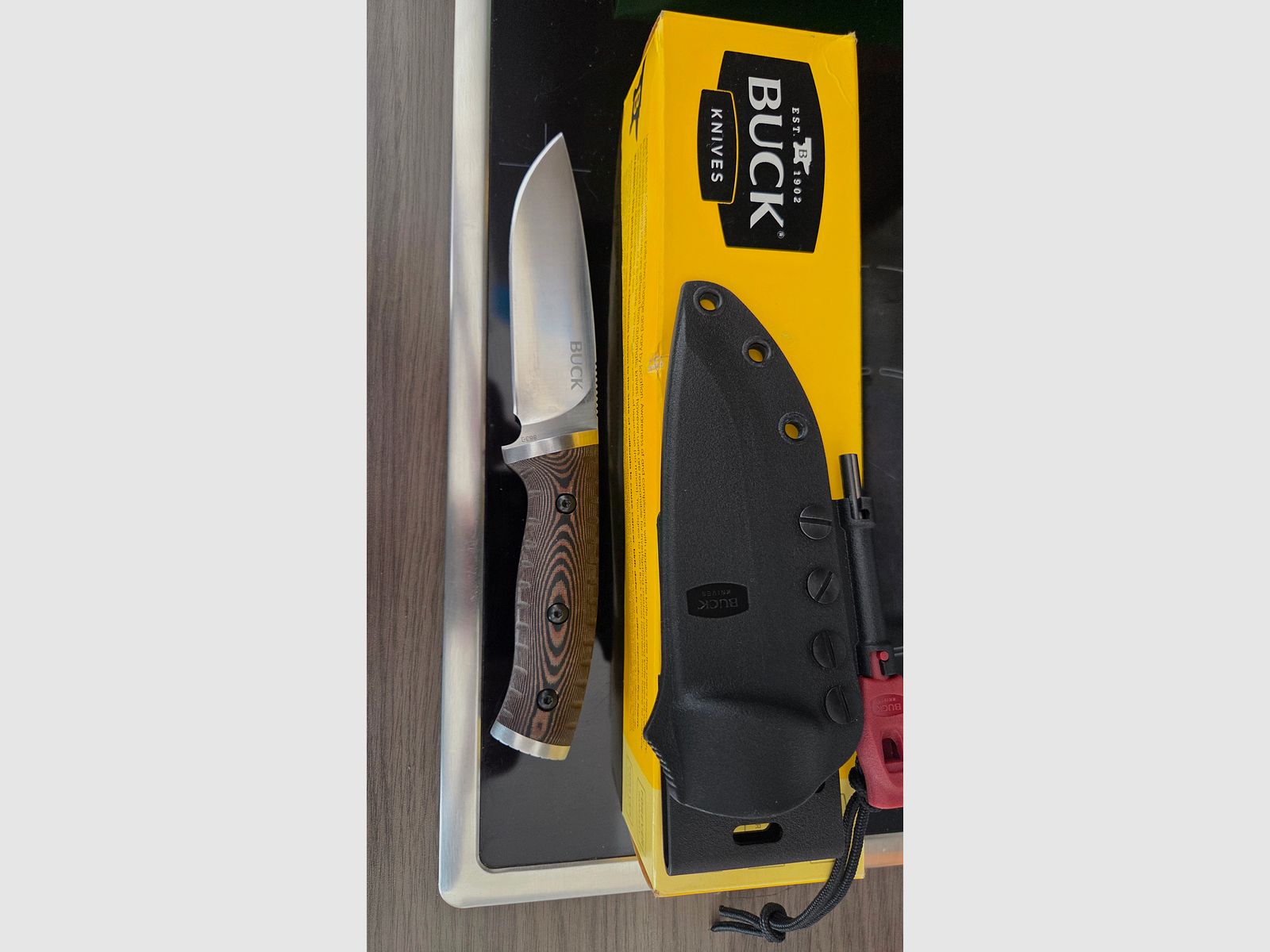 Couteaux de Buck avec silex