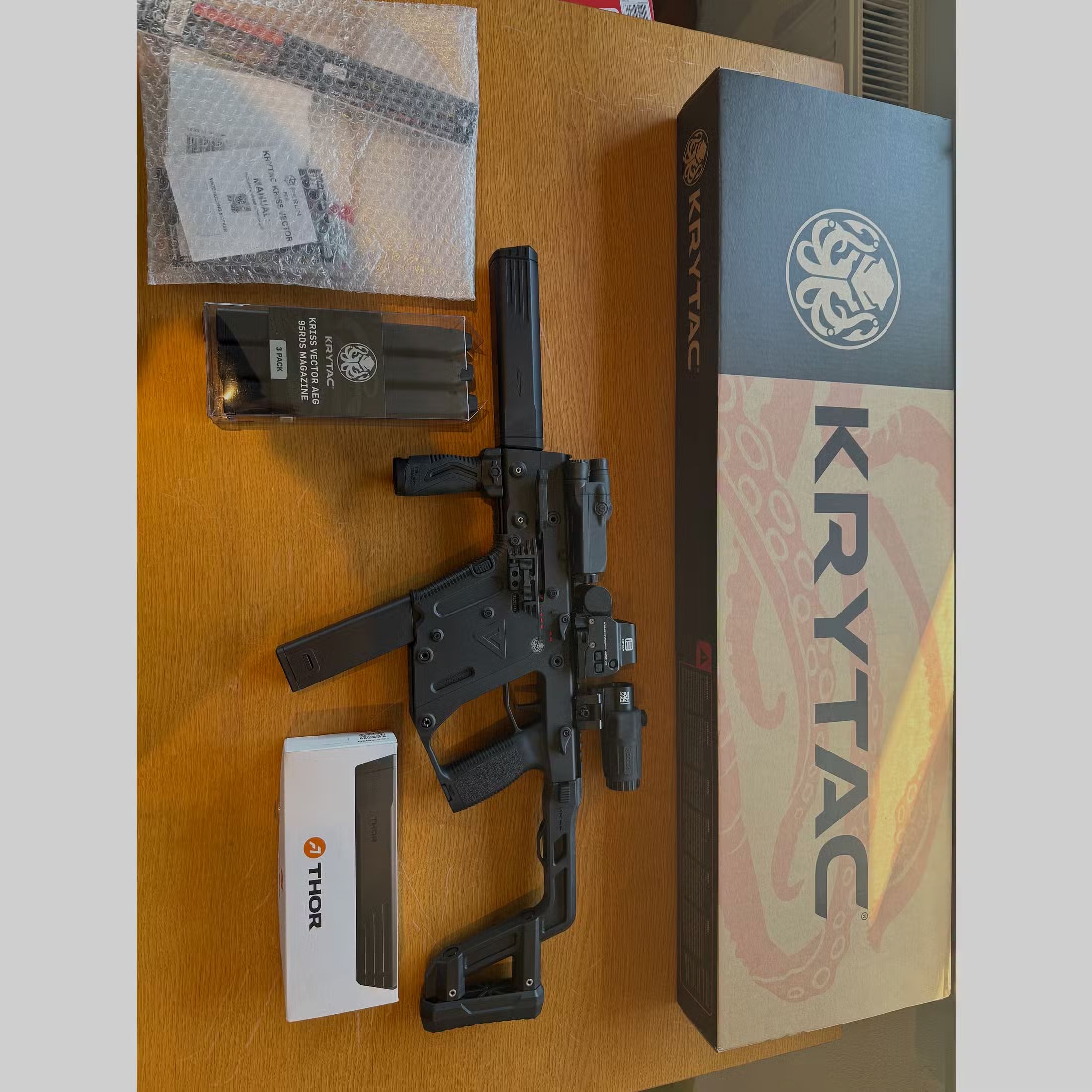 Krytac Kriss Vector Airsoft S-AEG (negro) + equipo