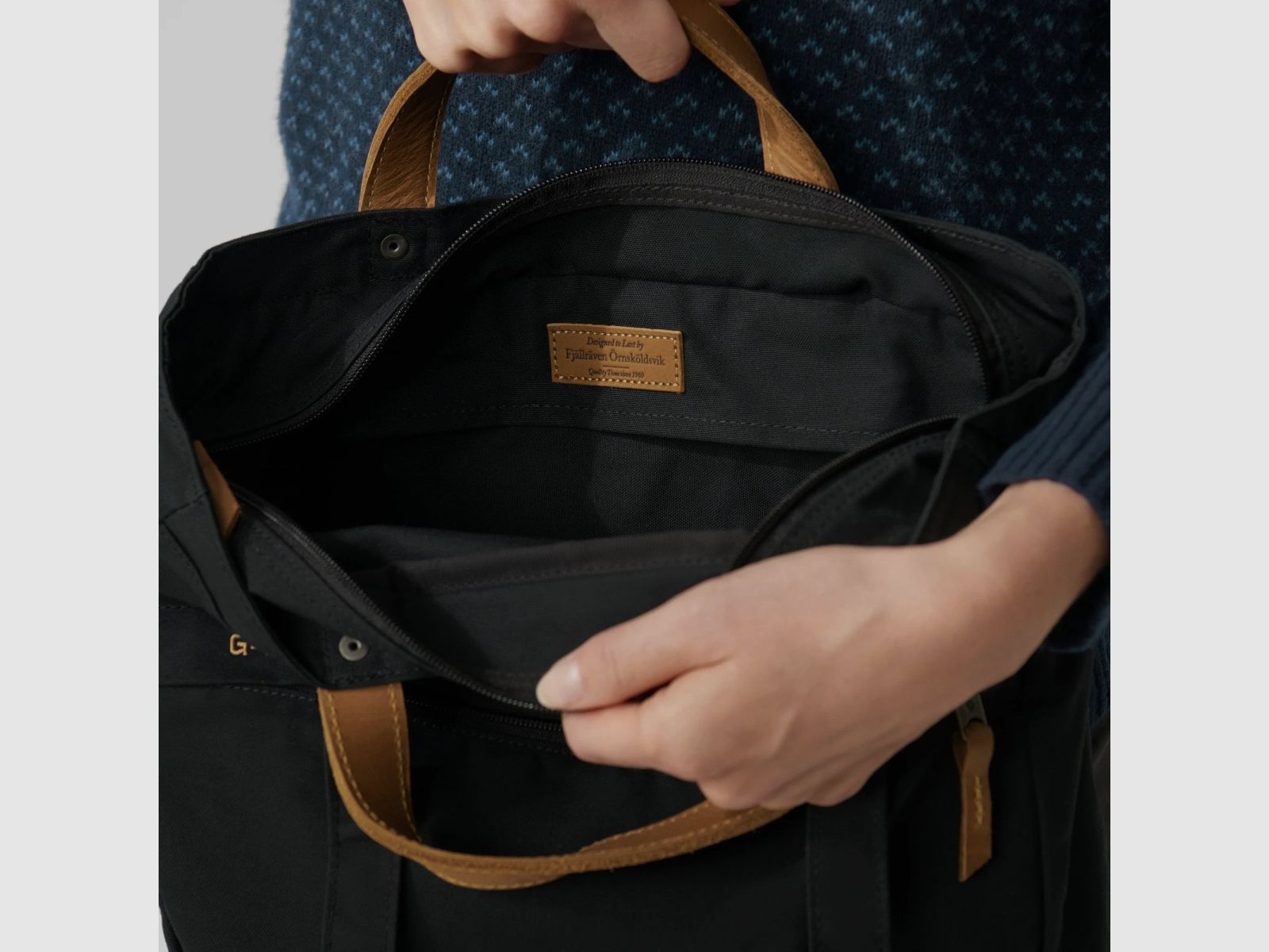 FJÄLLRÄVEN Totepack No.1 Donker Garnet 14L