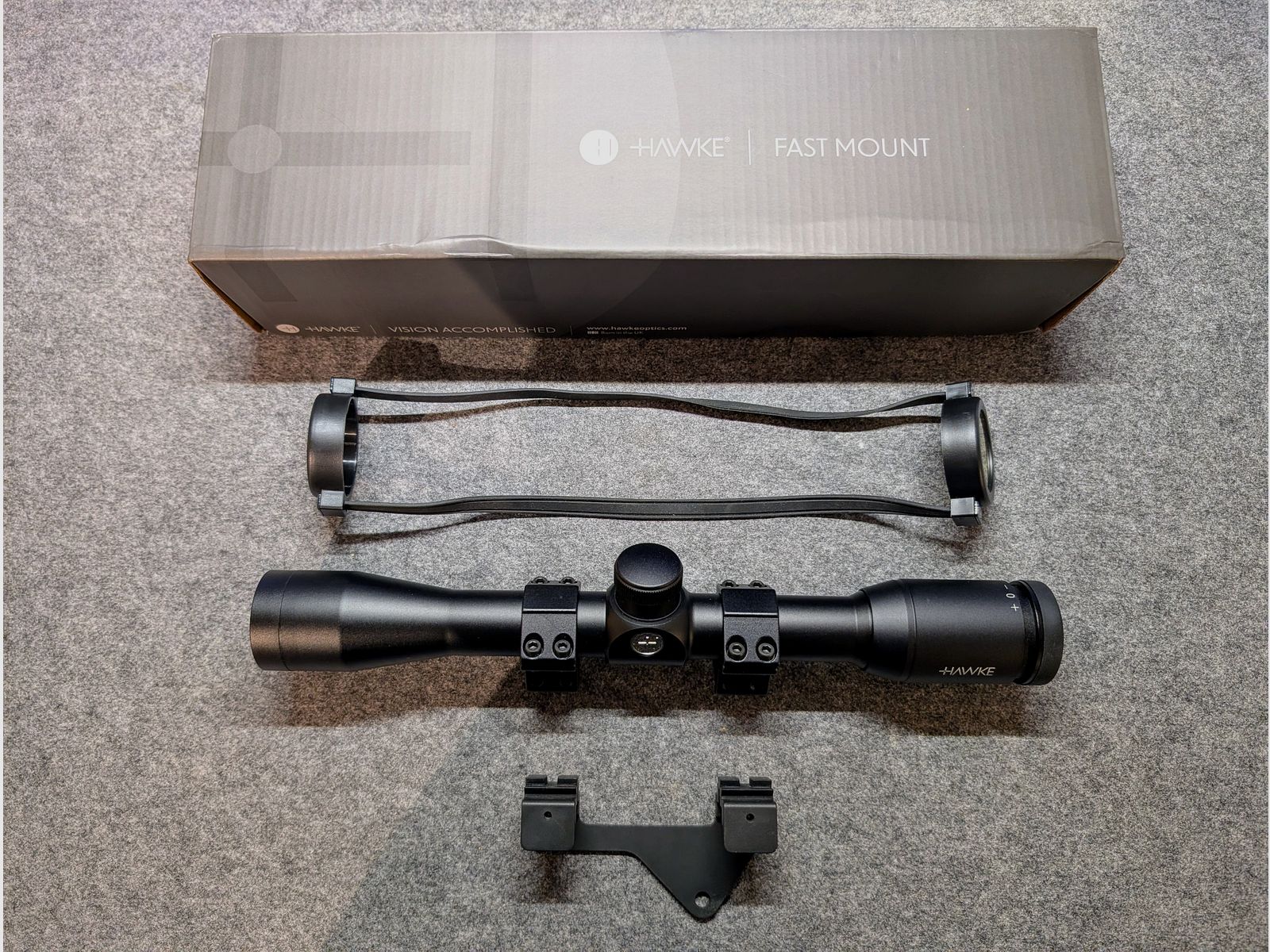 Hawke Fast Mount 4x32 (Mil Dot) incl. mounting rings 11 mm, like new