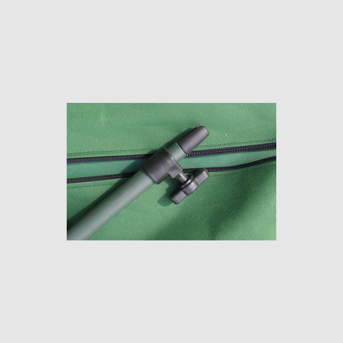 4 telescopic poles for umbrella construction / camouflage net