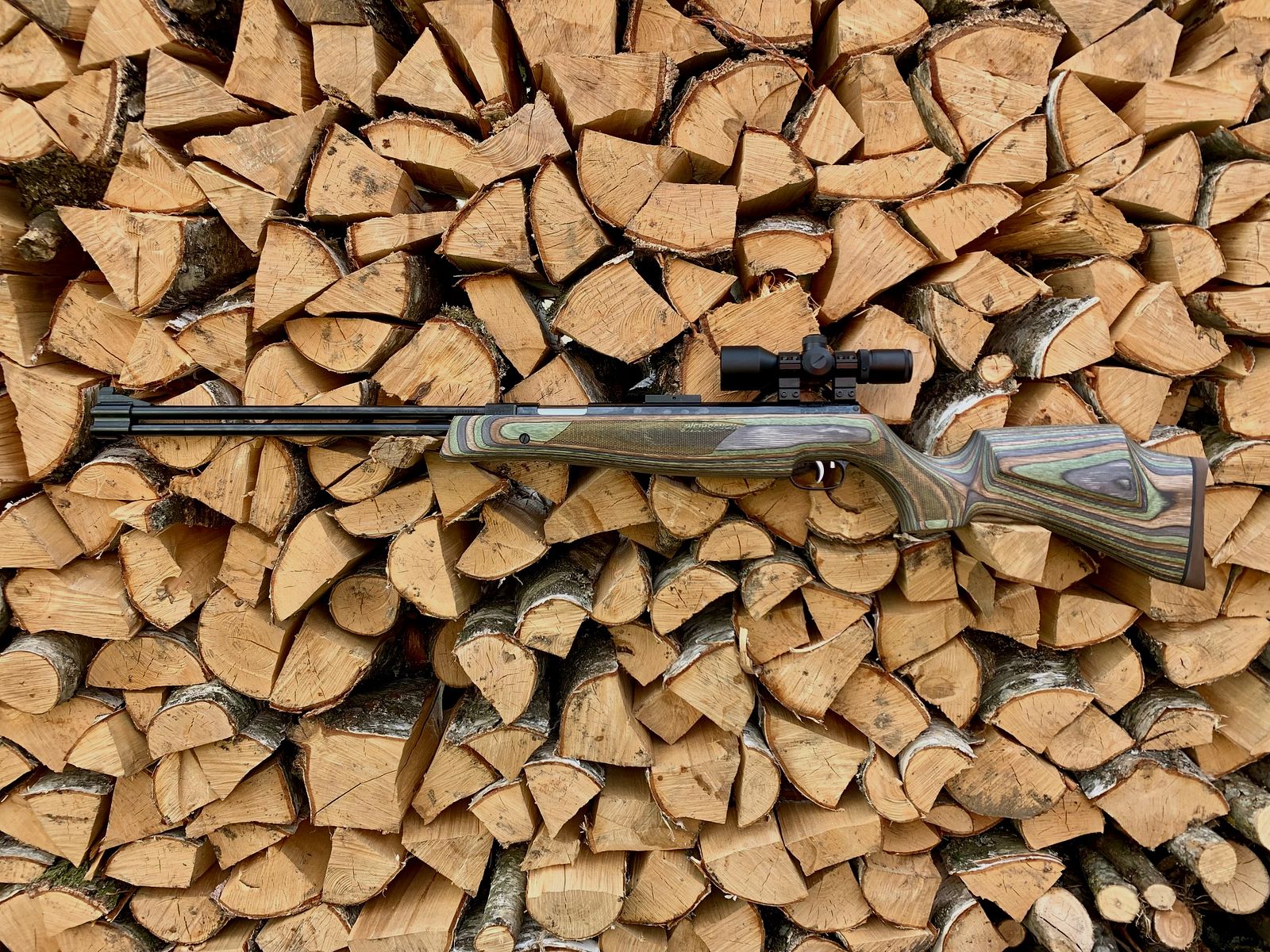 Weihrauch HW 77 K Special Edition Kal. 4,5mm mit Zielfernrohr 3-9x40 compact