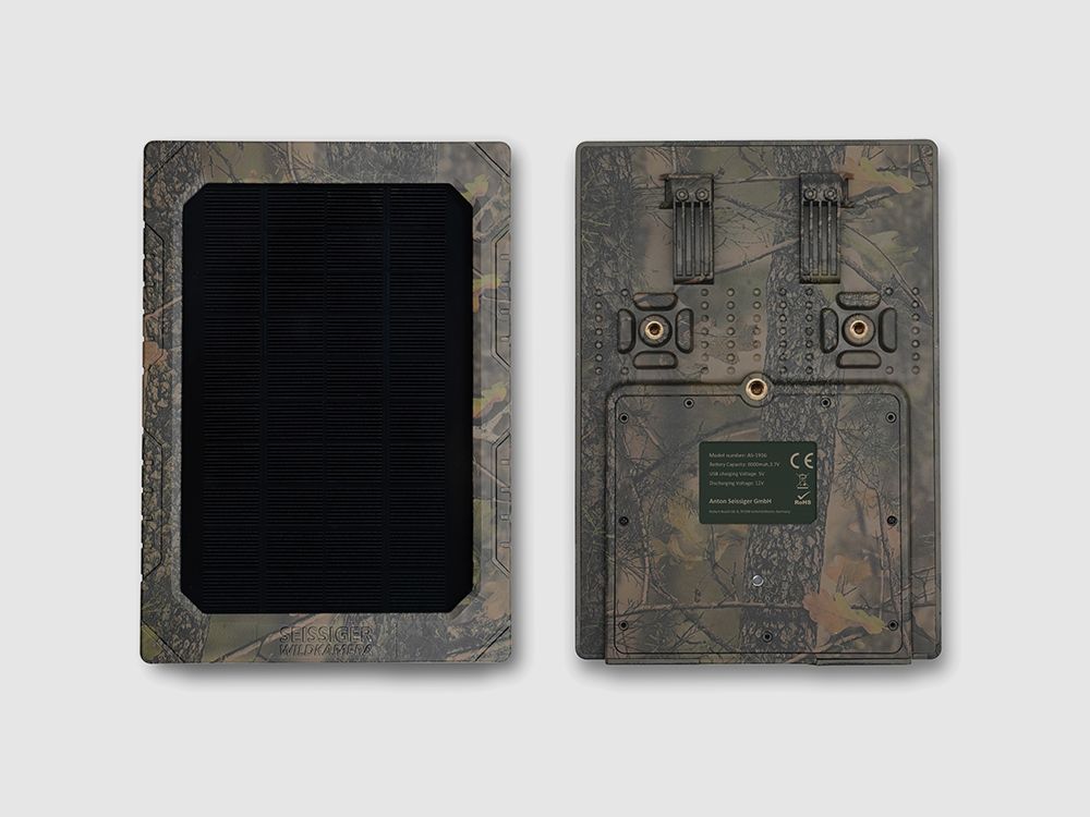 Panneau solaire soixante pour caméras de faune