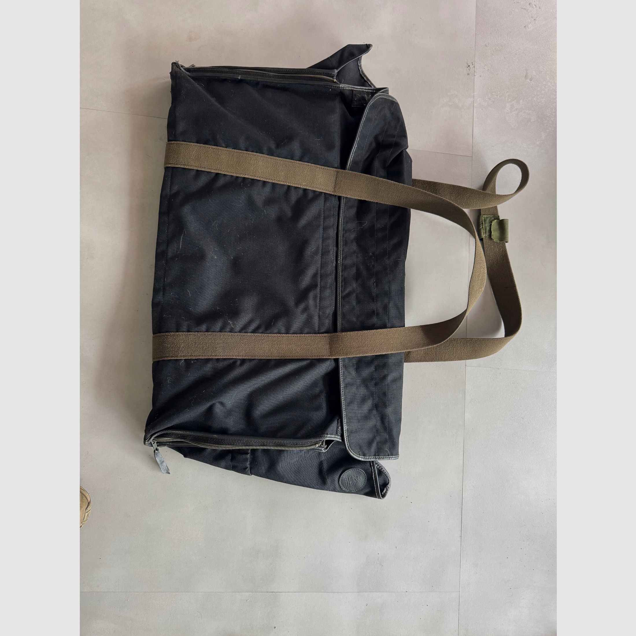 Verkaufe AkAH SEK Einsatztasche für Gewehrschützen