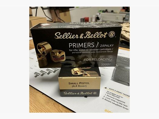 Capsulas pequeñas de pistola Sellier&Bellot