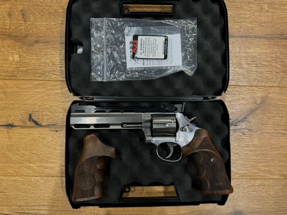 Smith & Wesson Club 30	 Competition I