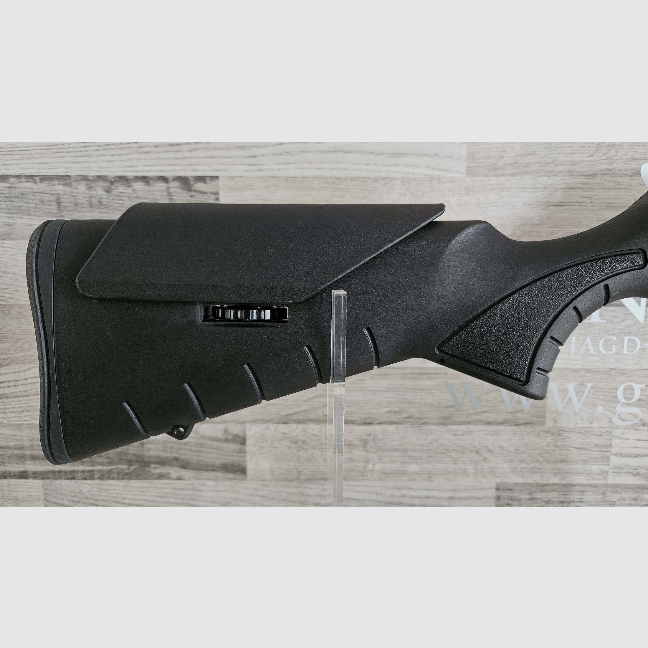 Produit neuf du commerce spécialisé - Carabine à répétition Silah Monza Cal. .308Win. - Ensemble complet - Produit neuf du commerce spécialisé