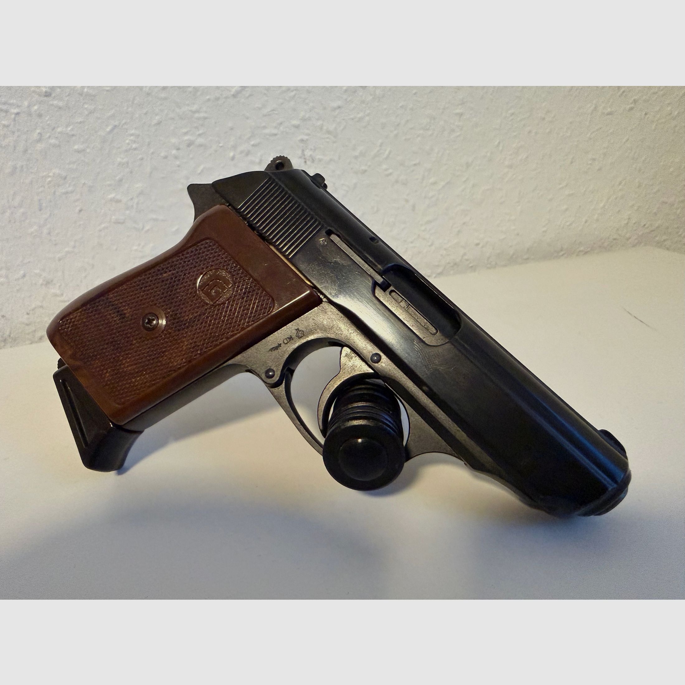 Röhm RG 800 8 mm K. blank firing gas pistol OVP