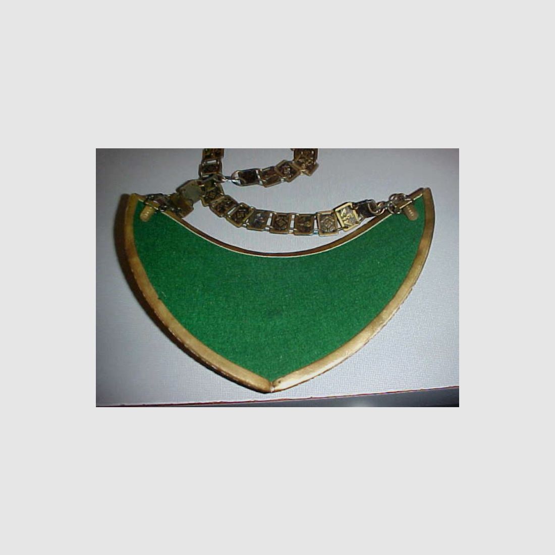 Originele gorget NSDAP uit Wk2