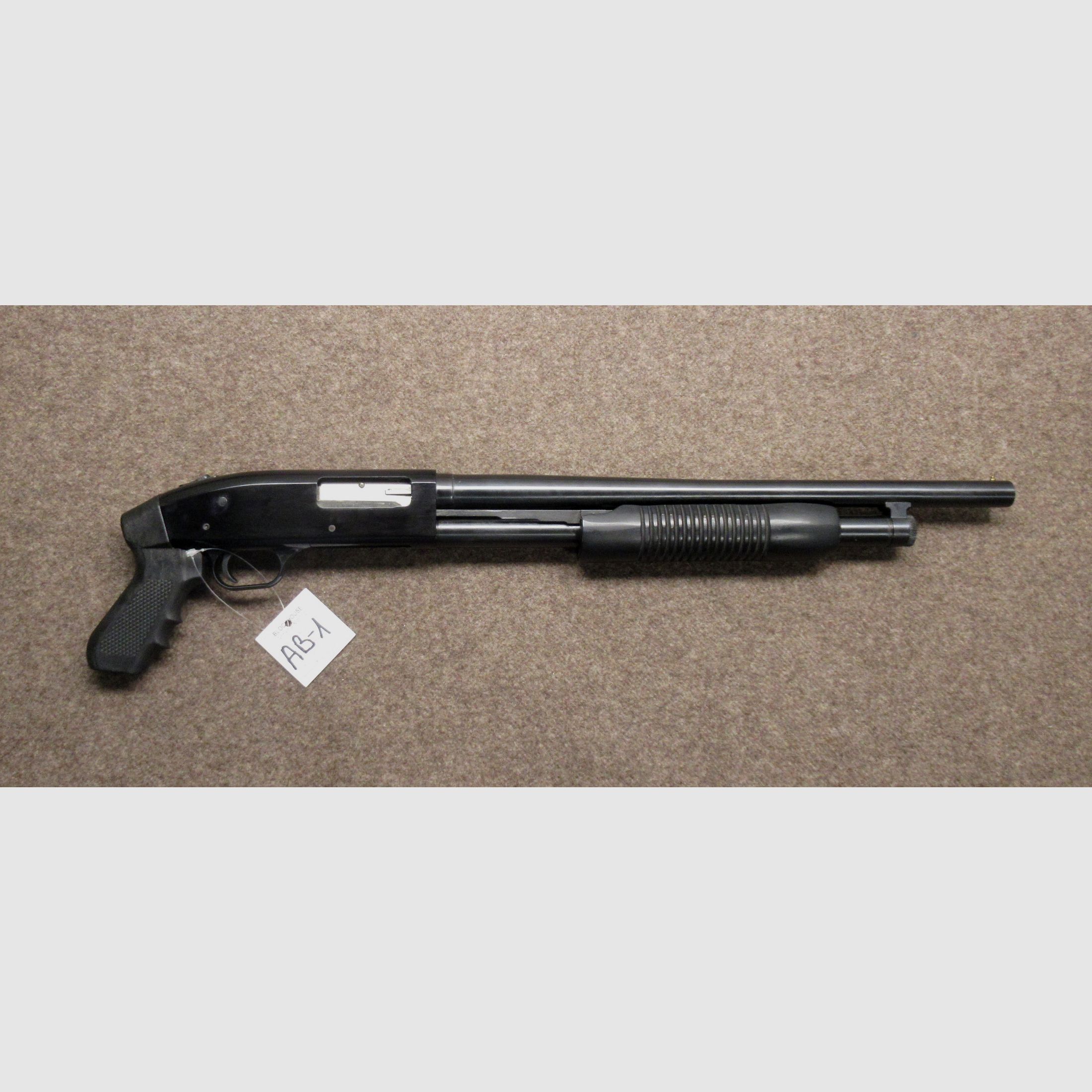 AB-1 Mossberg Pumpflinte Mod. 500 ATP Kal. 12/76, Bild 1 von 2