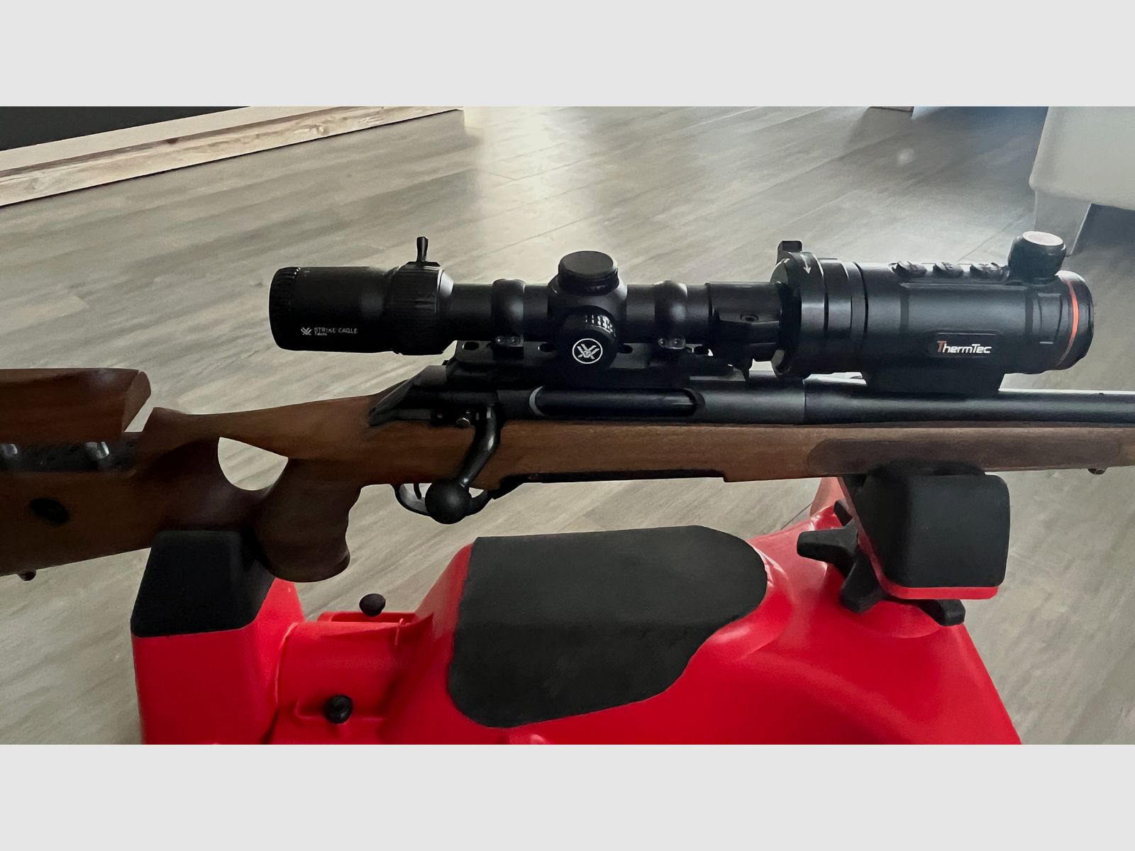 Haenel Jäger 10 in .308 komplett mit Wärmebildvorsatzgerät