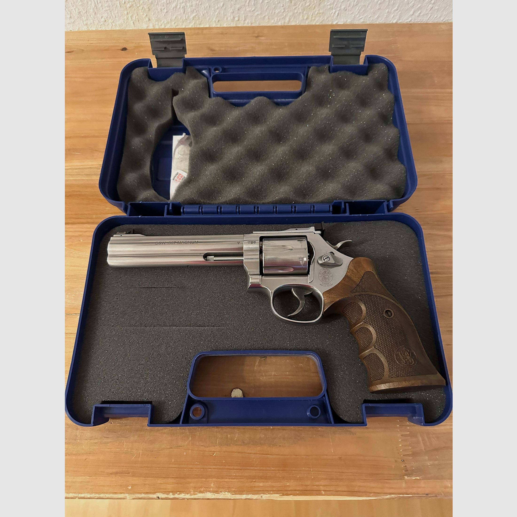 S&W 686 Deluxe Match Master .357 Mag – 6 Zoll – Wie neu (Kauf 04/2024)
